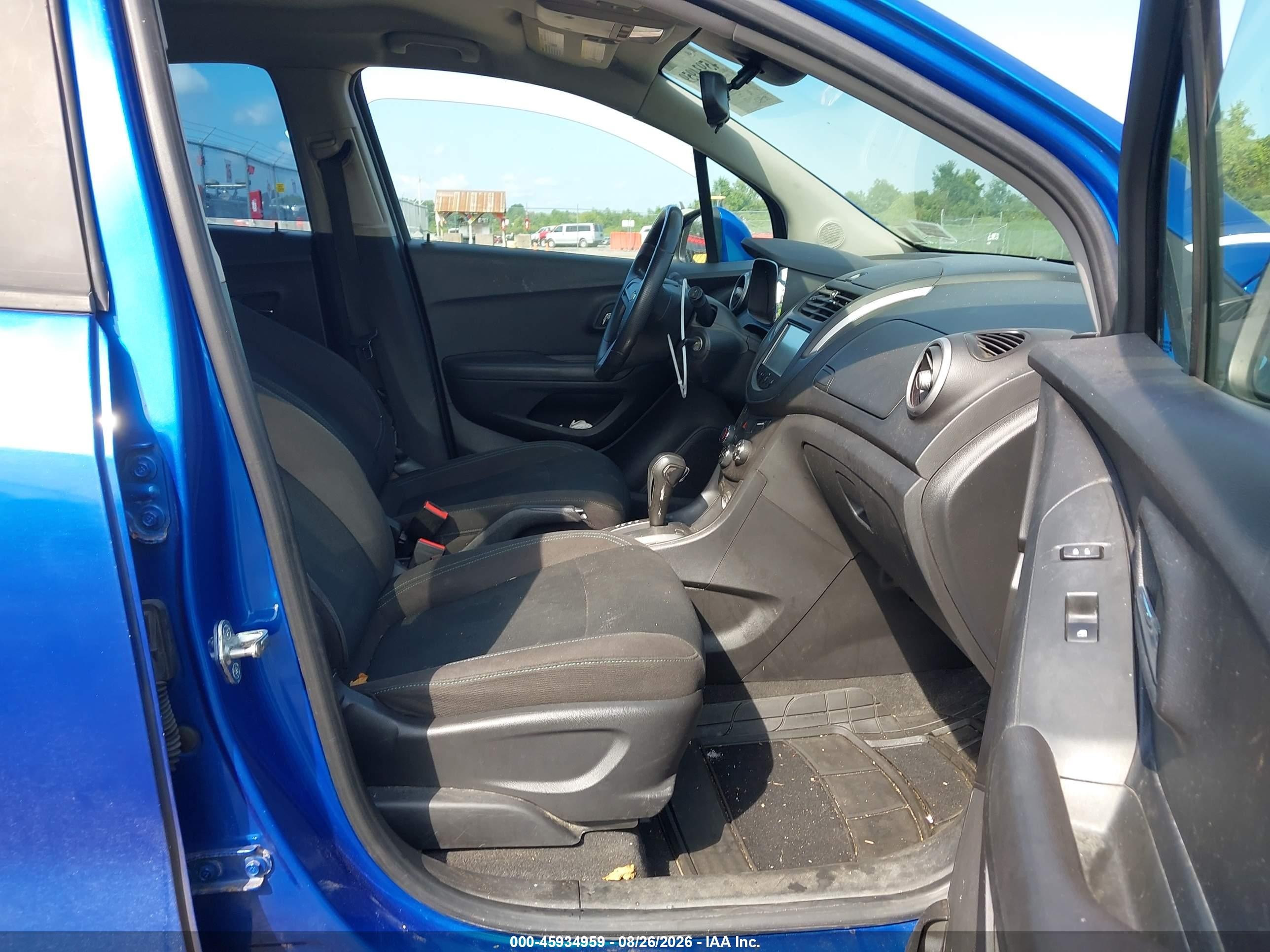 2015 Chevrolet Trax Ls Blue vin: KL7CJPSB2FB093213