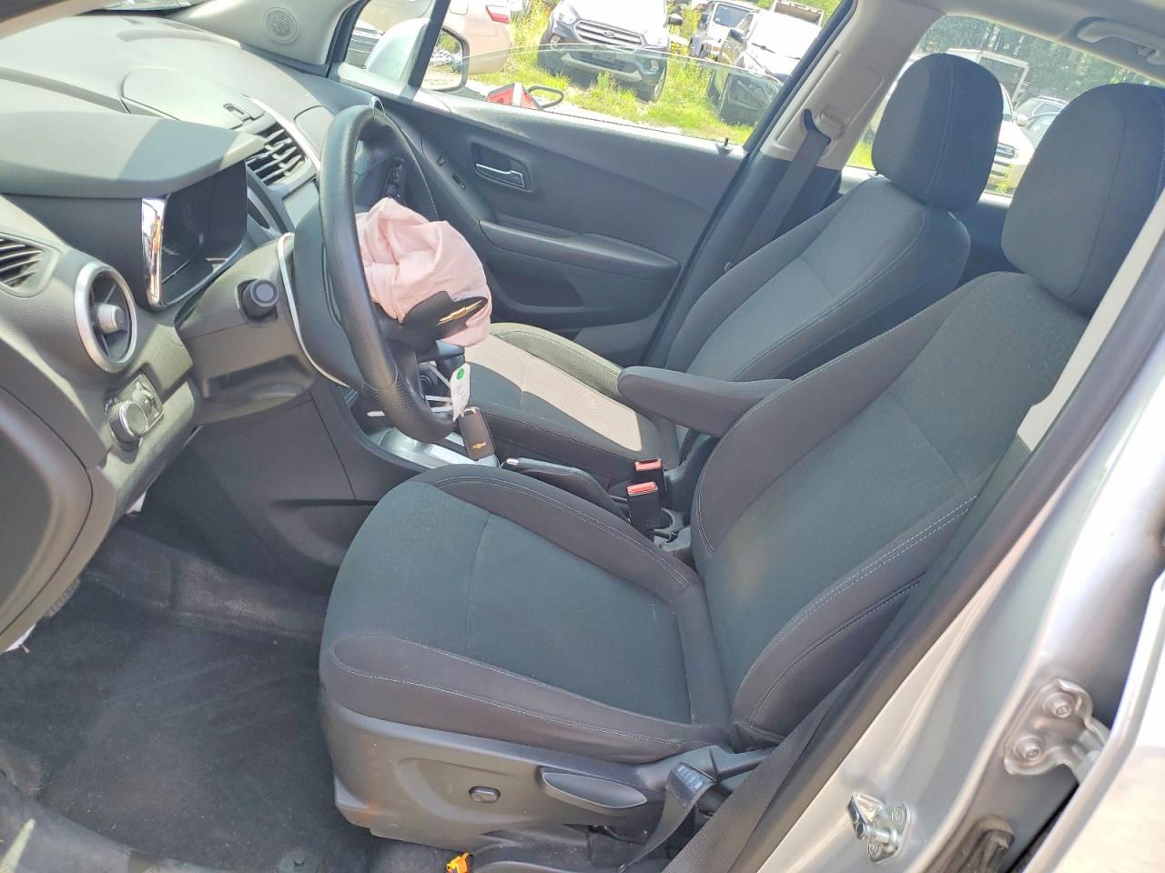 2015 Chevrolet Trax 1ls Silver vin: KL7CJPSB2FB105506