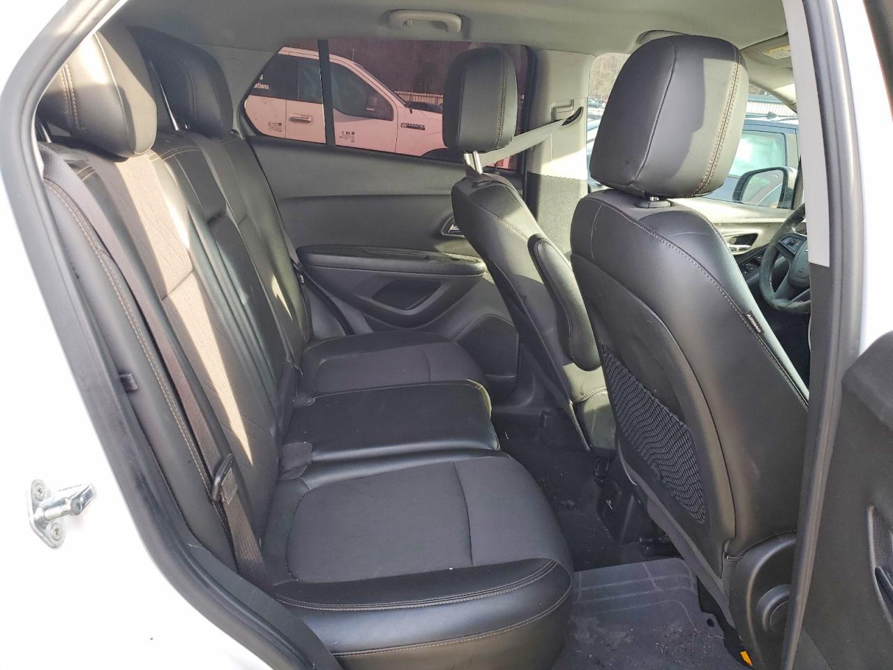2021 Chevrolet Trax 1lt White vin: KL7CJPSB2MB320817