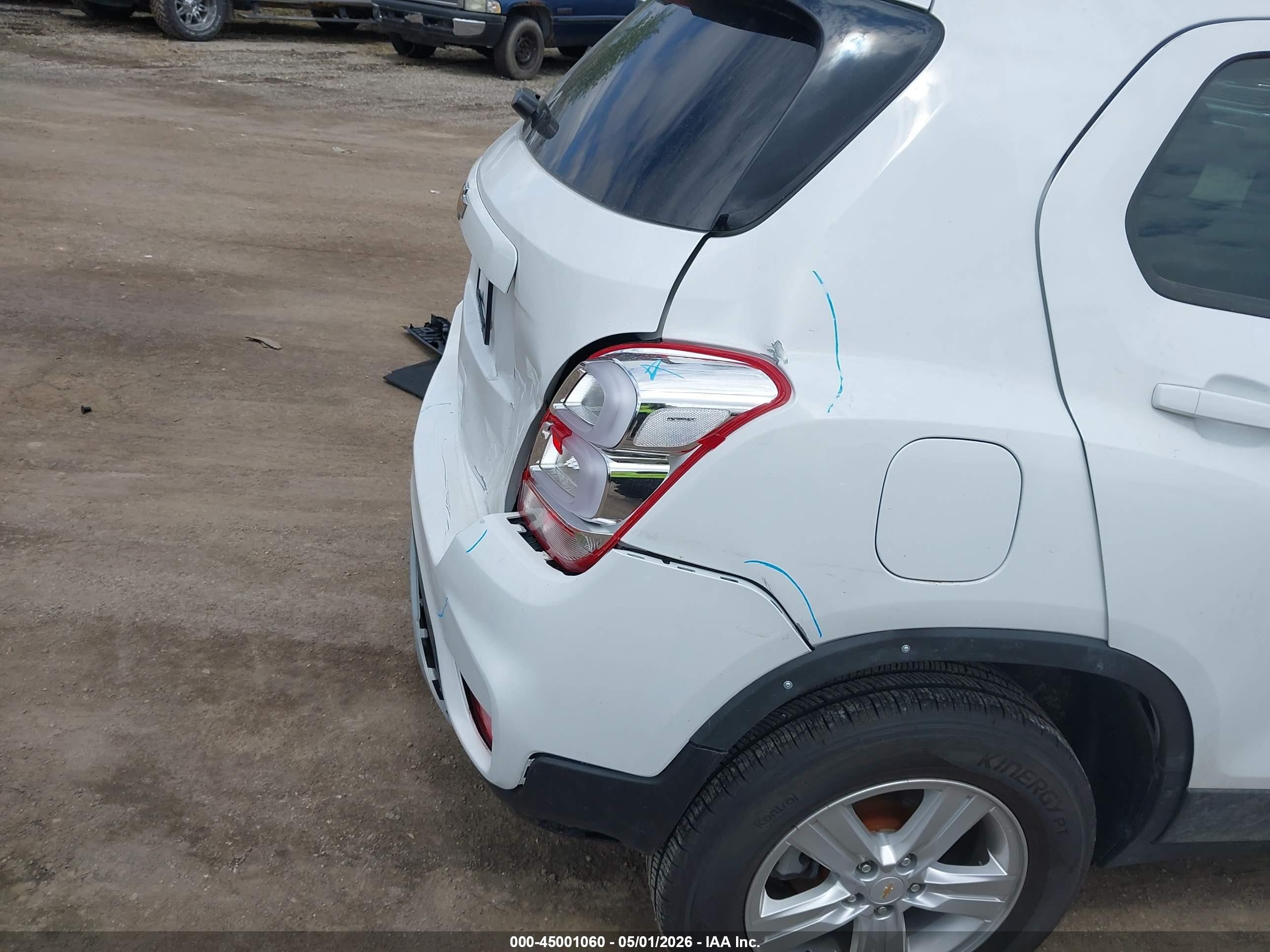 2021 Chevrolet Trax Awd Lt White vin: KL7CJPSB4MB332130