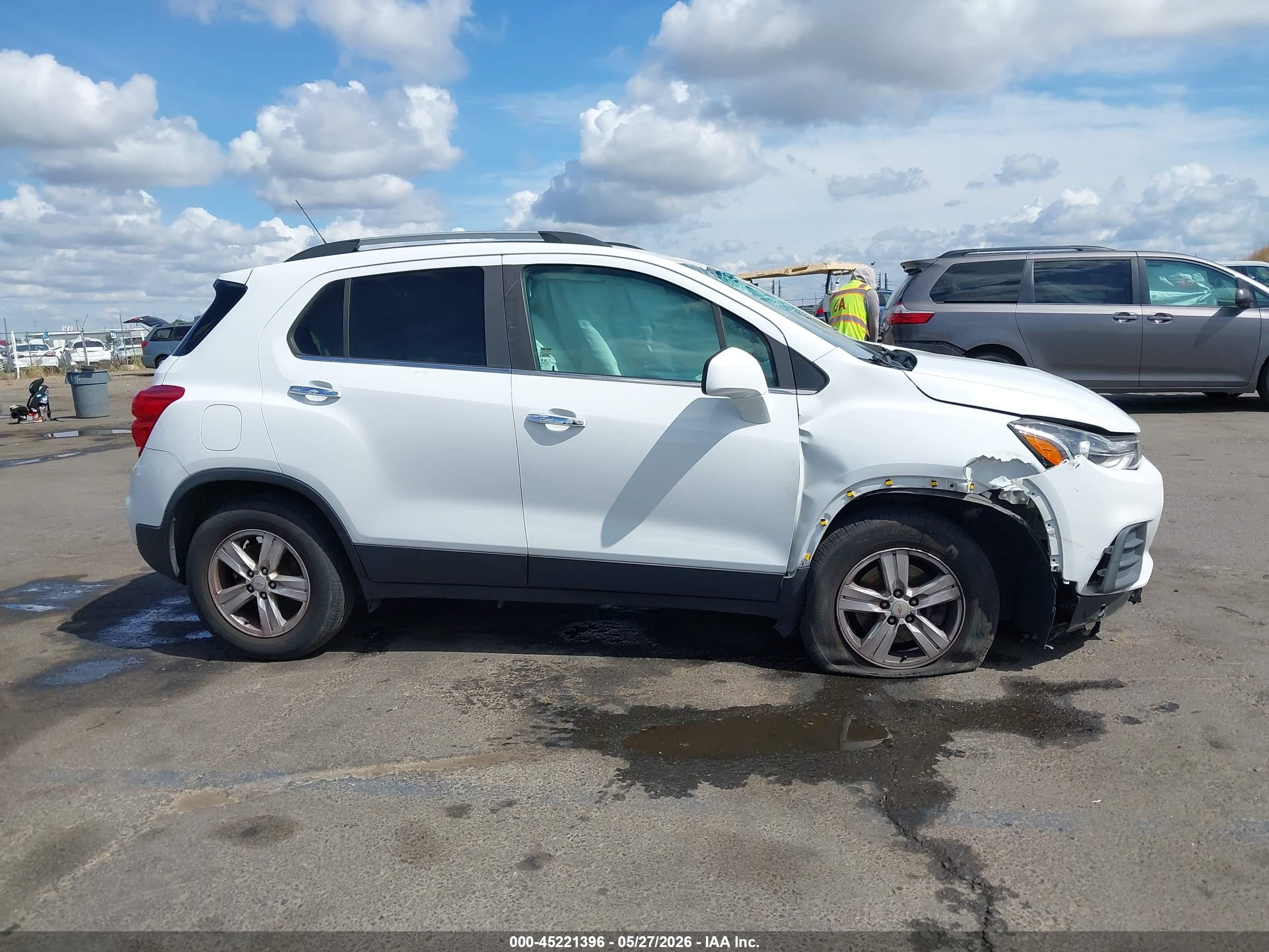 2017 Chevrolet Trax Lt White vin: KL7CJPSB5HB226436