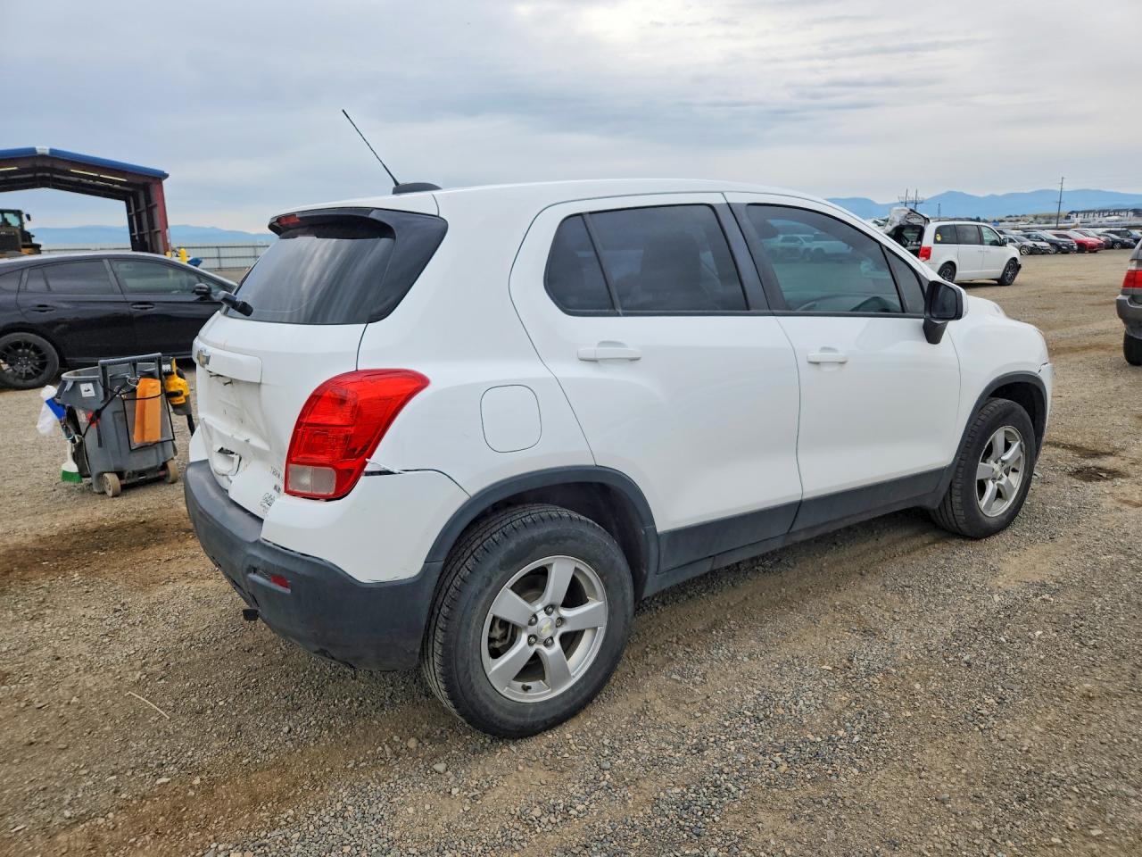 2015 Chevrolet Trax 1ls White vin: KL7CJPSB6FB130957