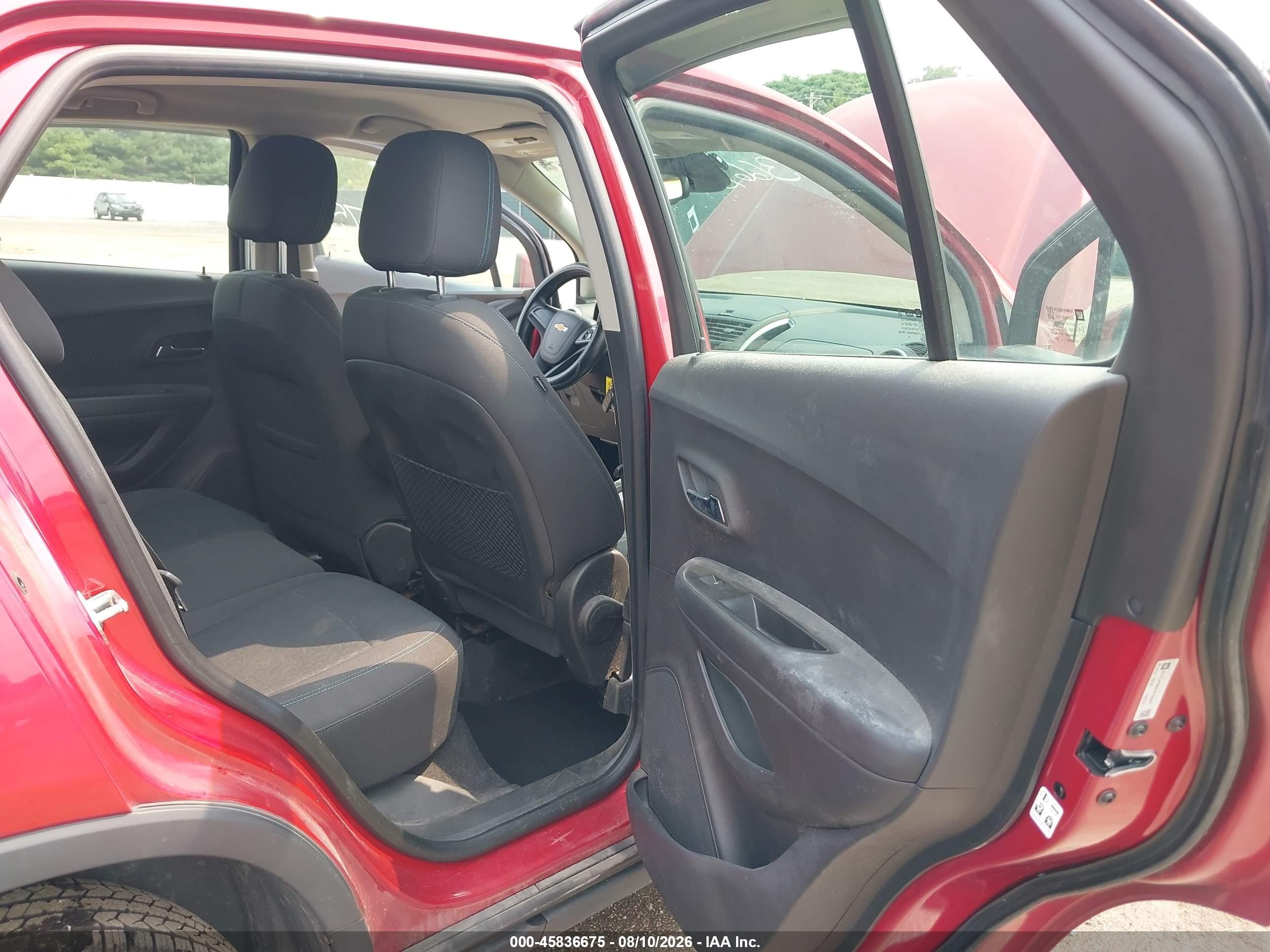 2015 Chevrolet Trax Ls Red vin: KL7CJPSB6FB134667
