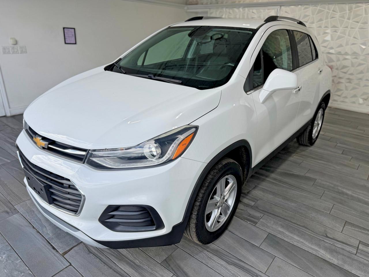 2019 Chevrolet Trax 1lt White vin: KL7CJPSBXKB835335