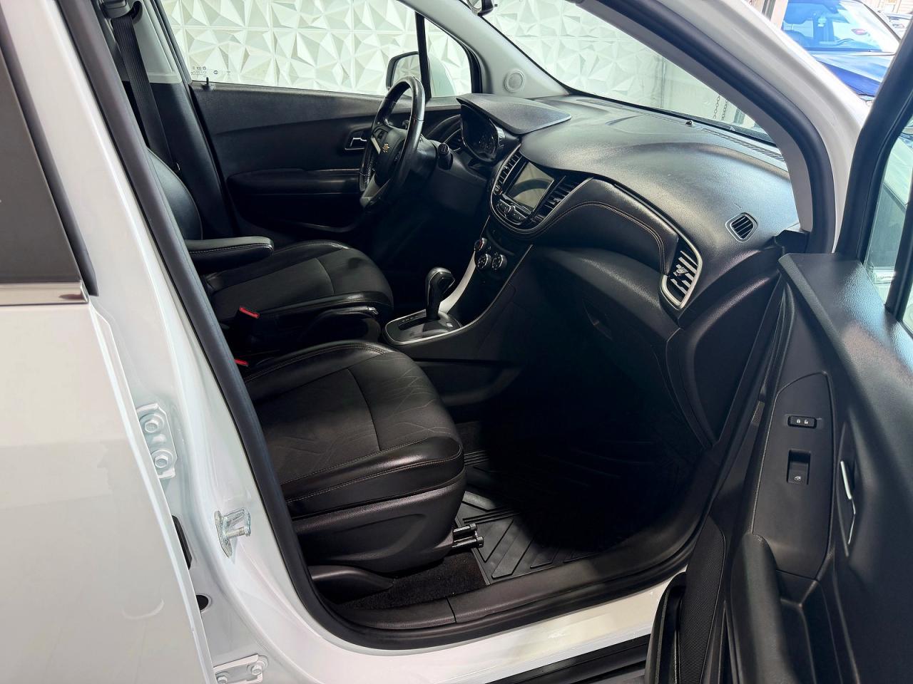 2019 Chevrolet Trax 1lt White vin: KL7CJPSBXKB835335