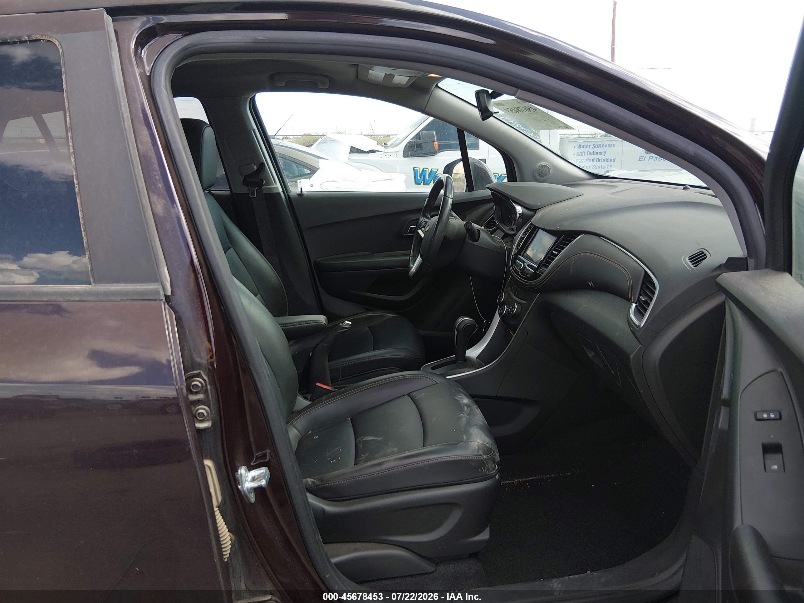 2021 Chevrolet Trax Awd Lt Burgundy vin: KL7CJPSM2MB362678