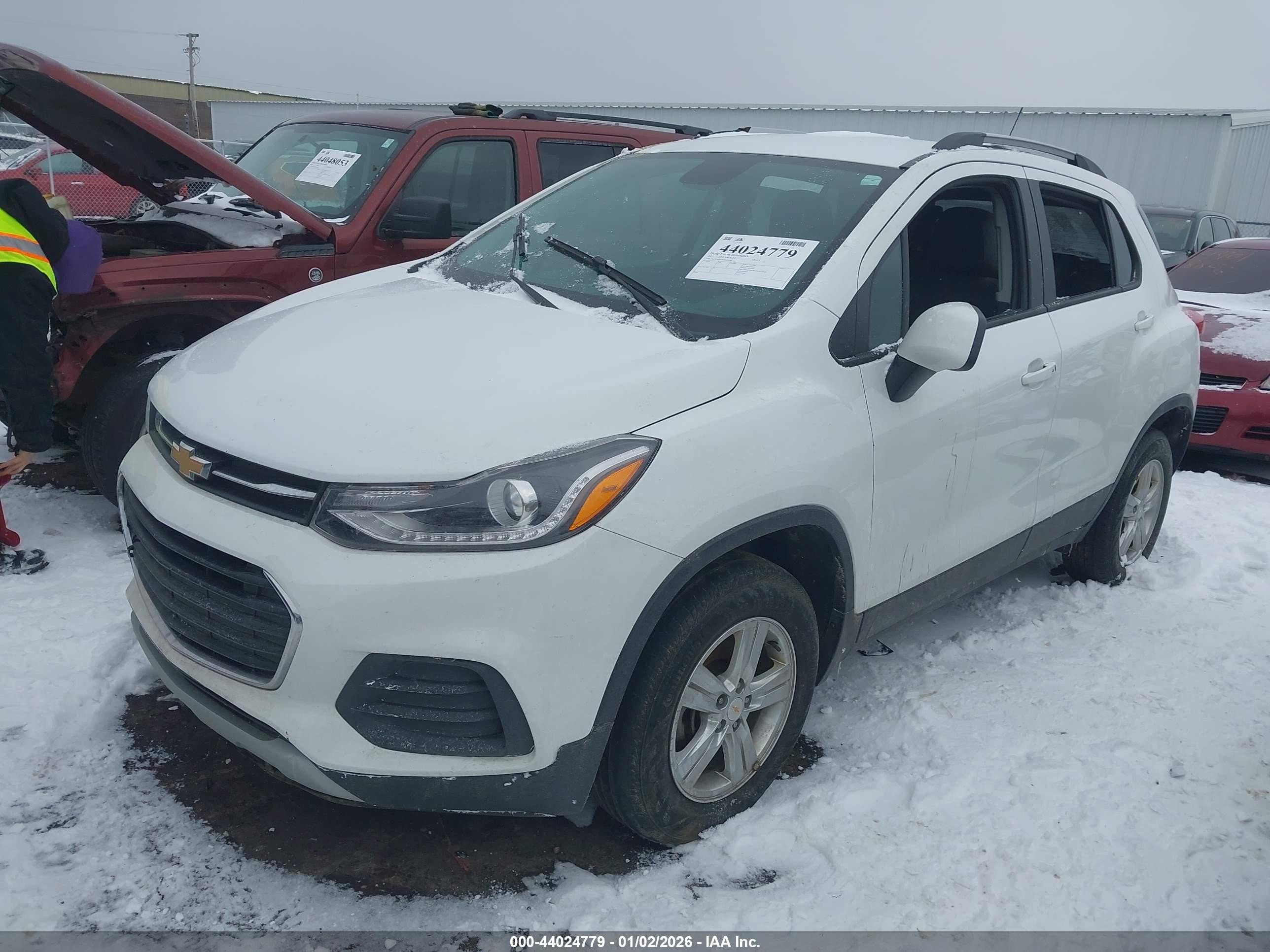 2022 Chevrolet Trax Awd Lt White vin: KL7CJPSM2NB563336