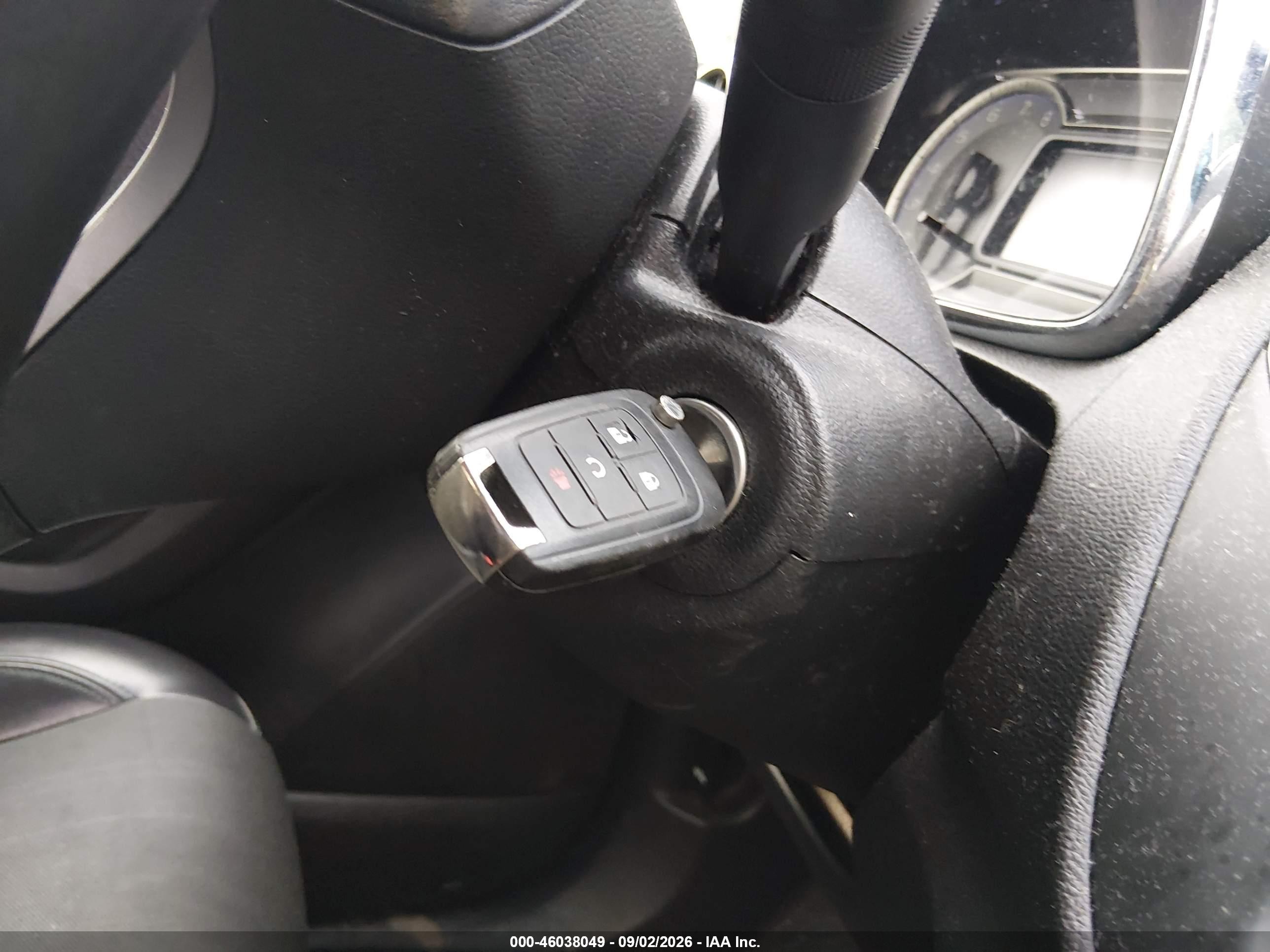 2015 Chevrolet Trax Lt Серебряный vin: KL7CJRSB2FB077511