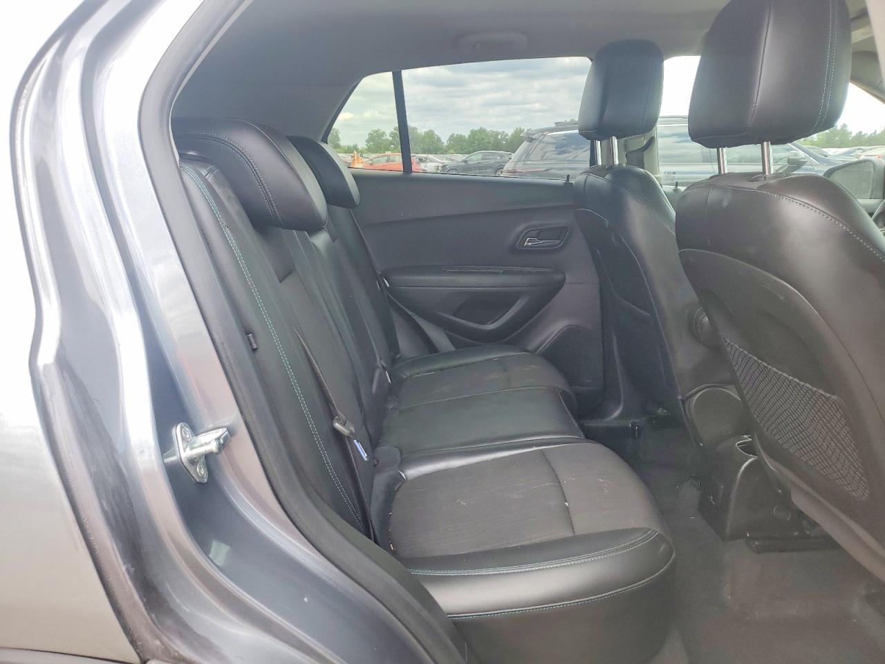 2015 Chevrolet Trax 1lt Gray vin: KL7CJRSB2FB081414