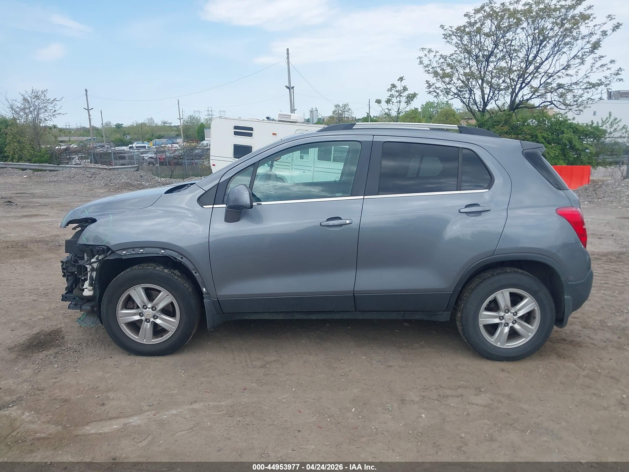 2015 Chevrolet Trax Lt Gray vin: KL7CJRSB2FB160226