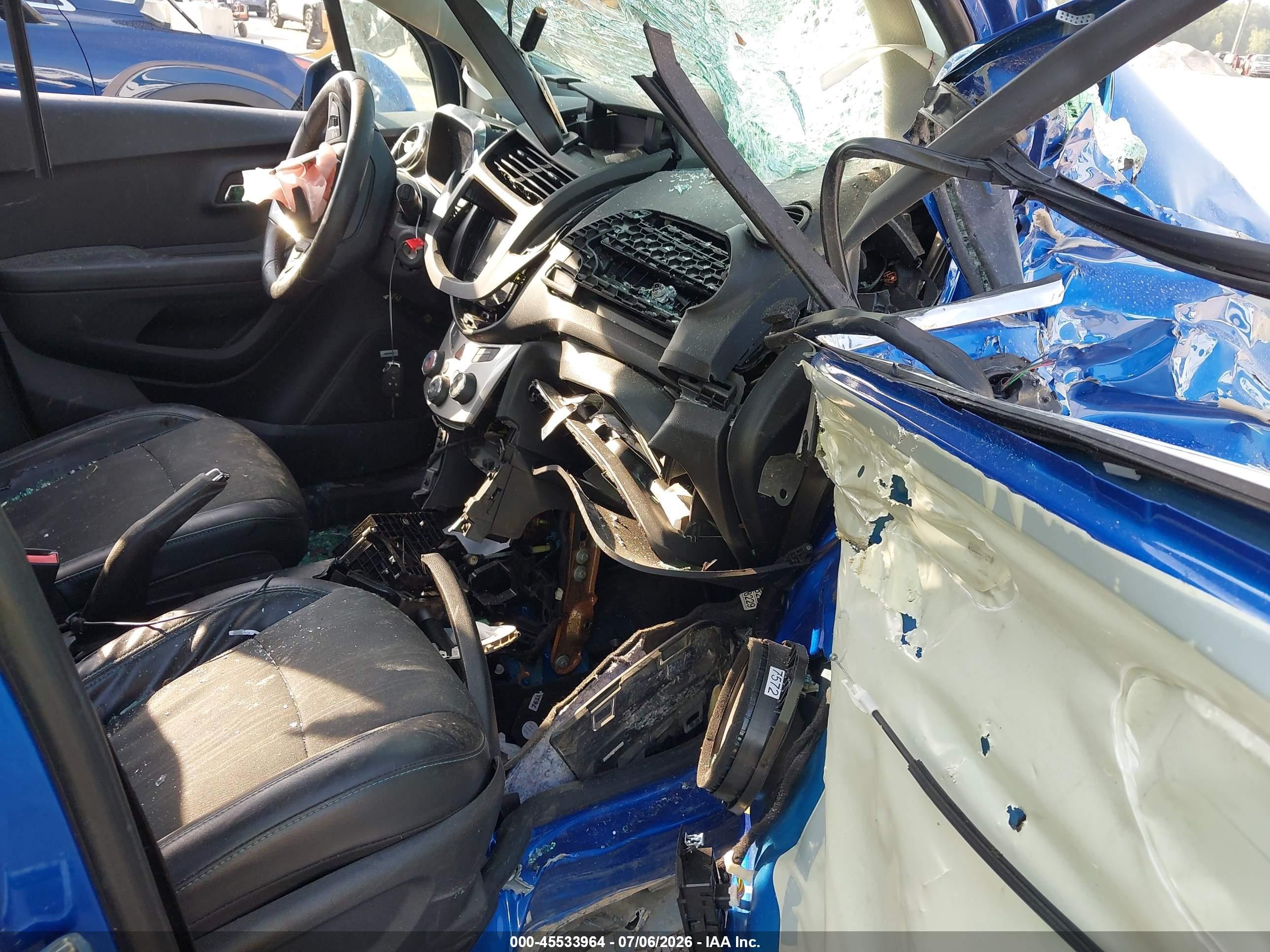2015 Chevrolet Trax Lt Blue vin: KL7CJRSB3FB224435