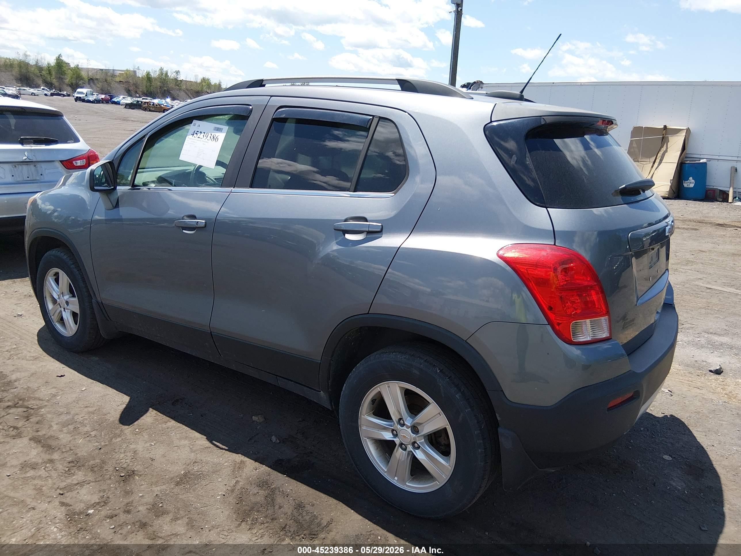 2015 Chevrolet Trax Lt Серый vin: KL7CJRSB5FB072321