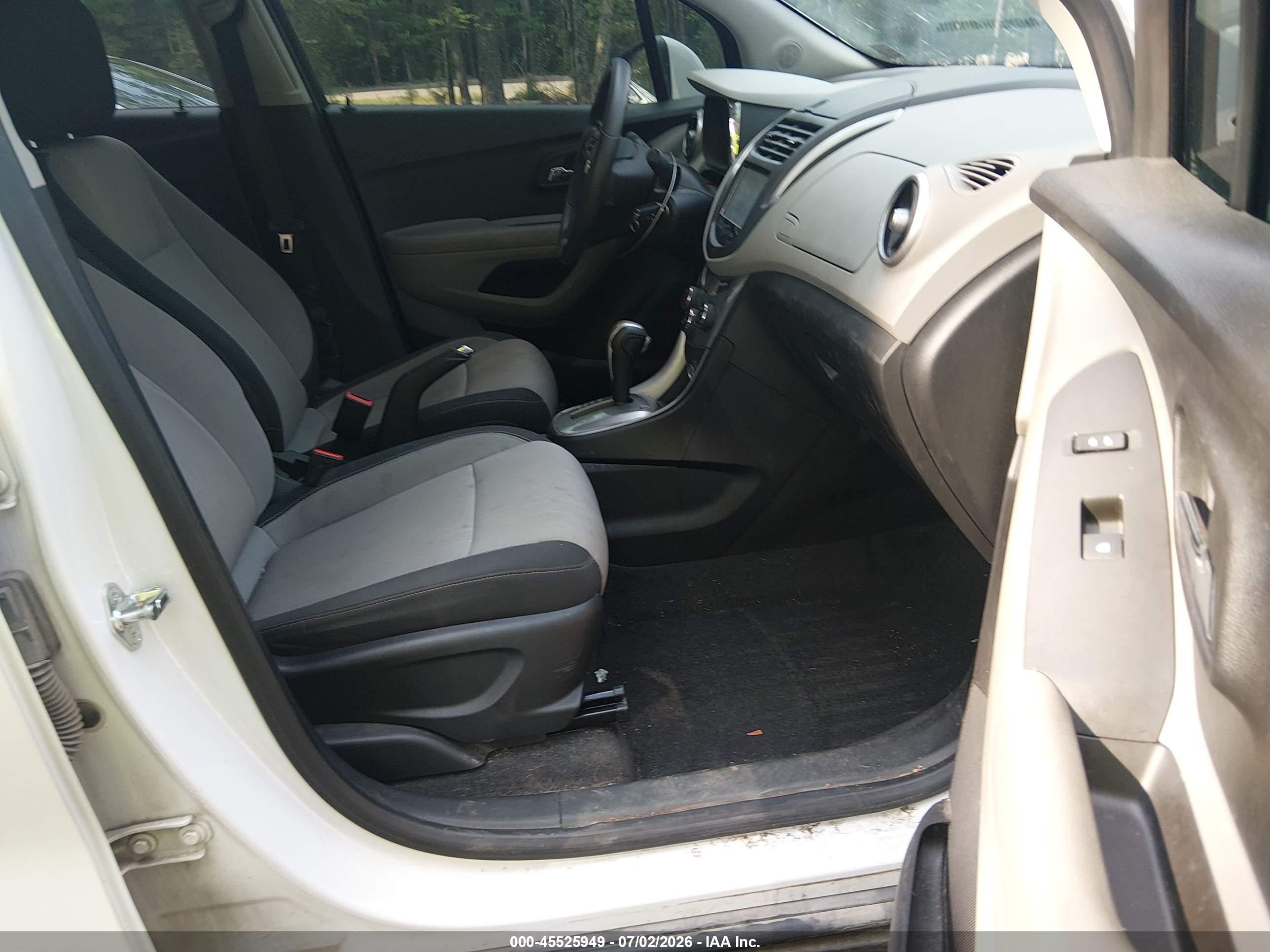 2015 Chevrolet Trax Lt White vin: KL7CJRSB6FB203241