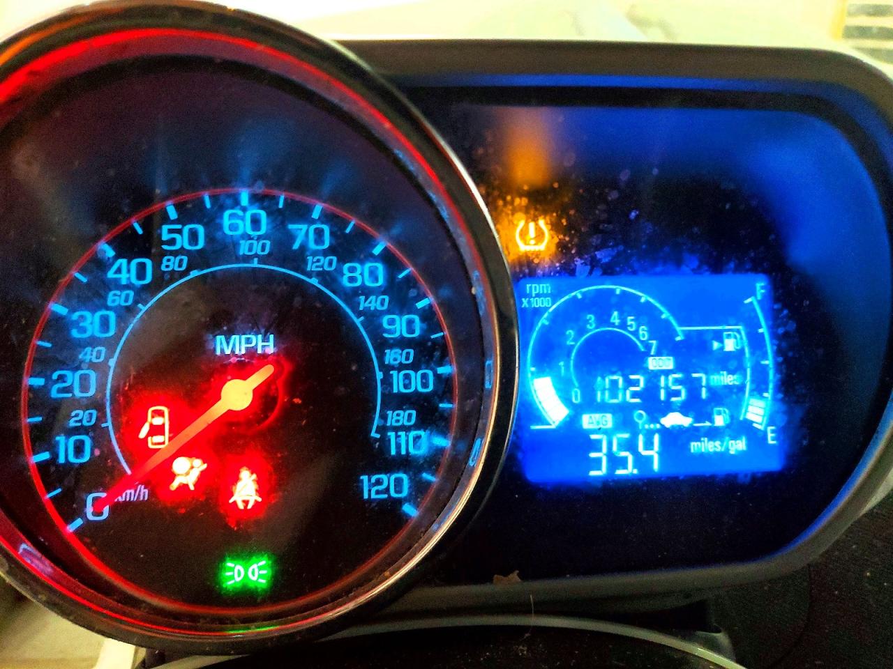 2015 Chevrolet Spark Ls Серебряный vin: KL8CA6S91FC712011