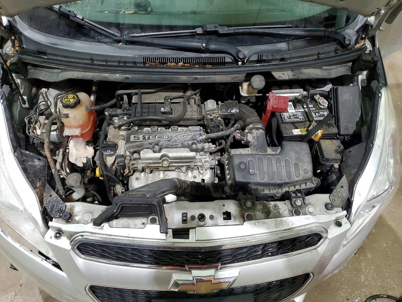2015 Chevrolet Spark Ls Серебряный vin: KL8CA6S91FC712011
