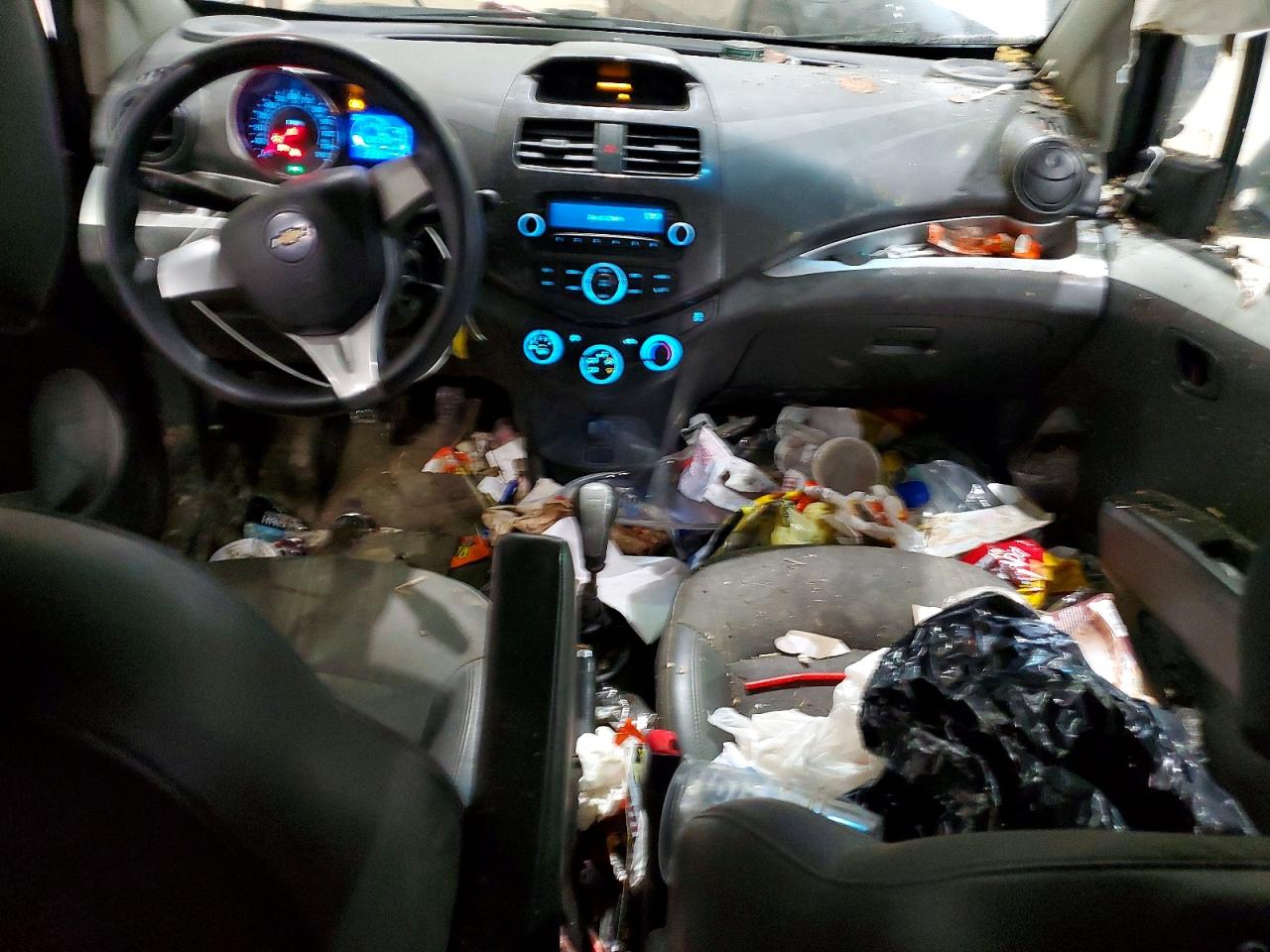 2015 Chevrolet Spark Ls Серебряный vin: KL8CA6S91FC712011