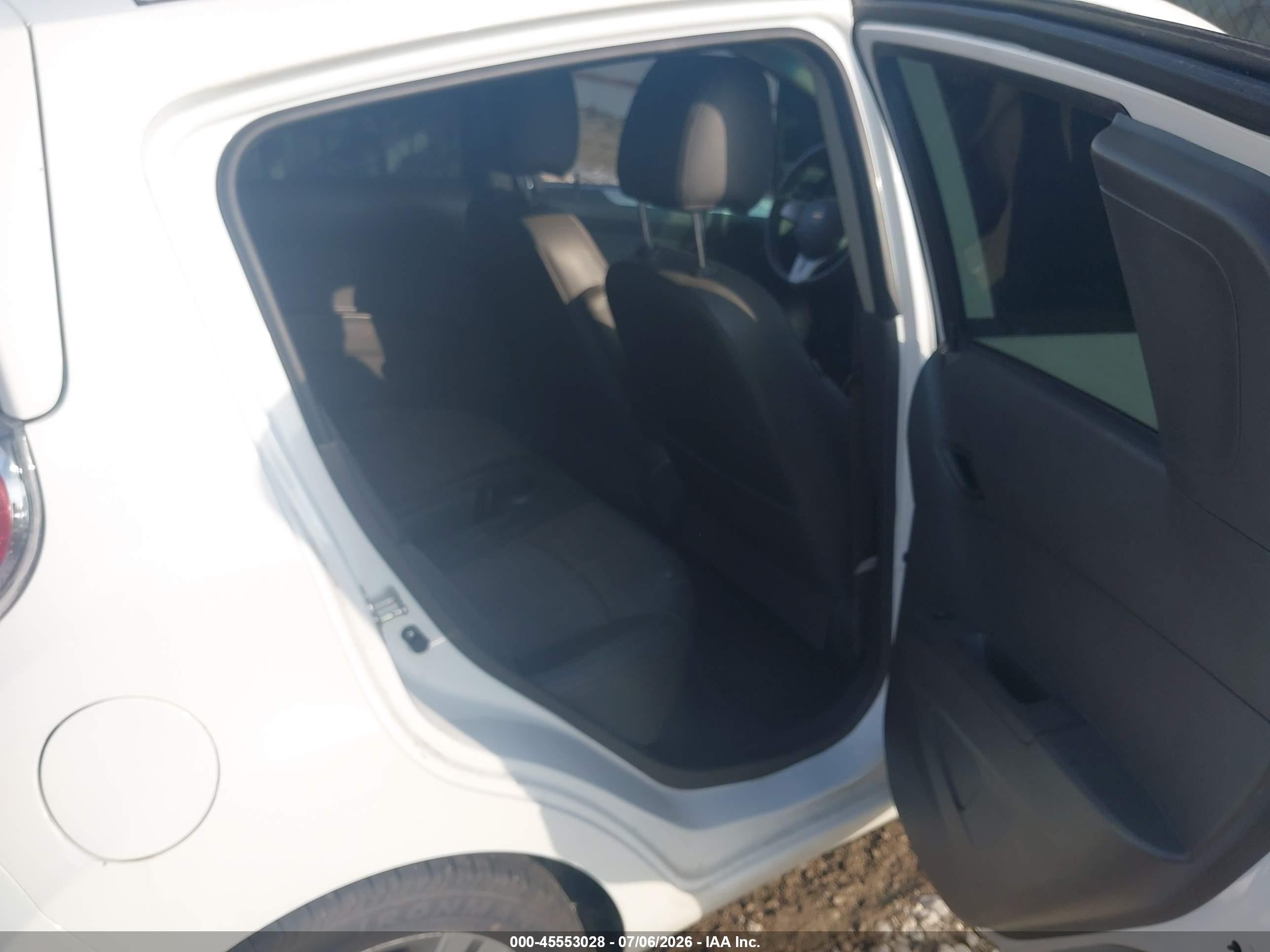 2013 Chevrolet Spark Ls Manual White vin: KL8CA6S99DC618732