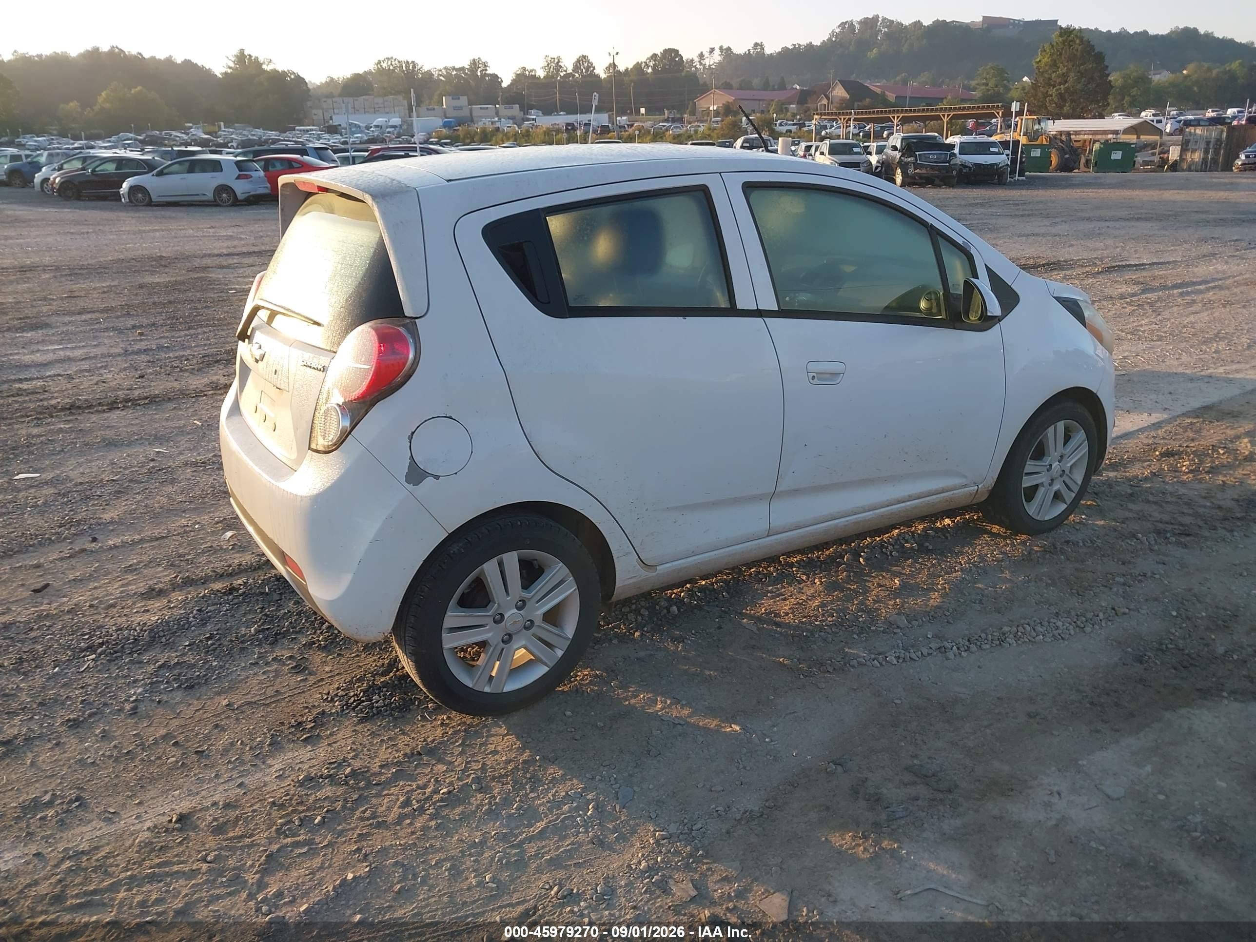 2015 Chevrolet Spark Ls Manual Белый vin: KL8CA6S9XFC813757