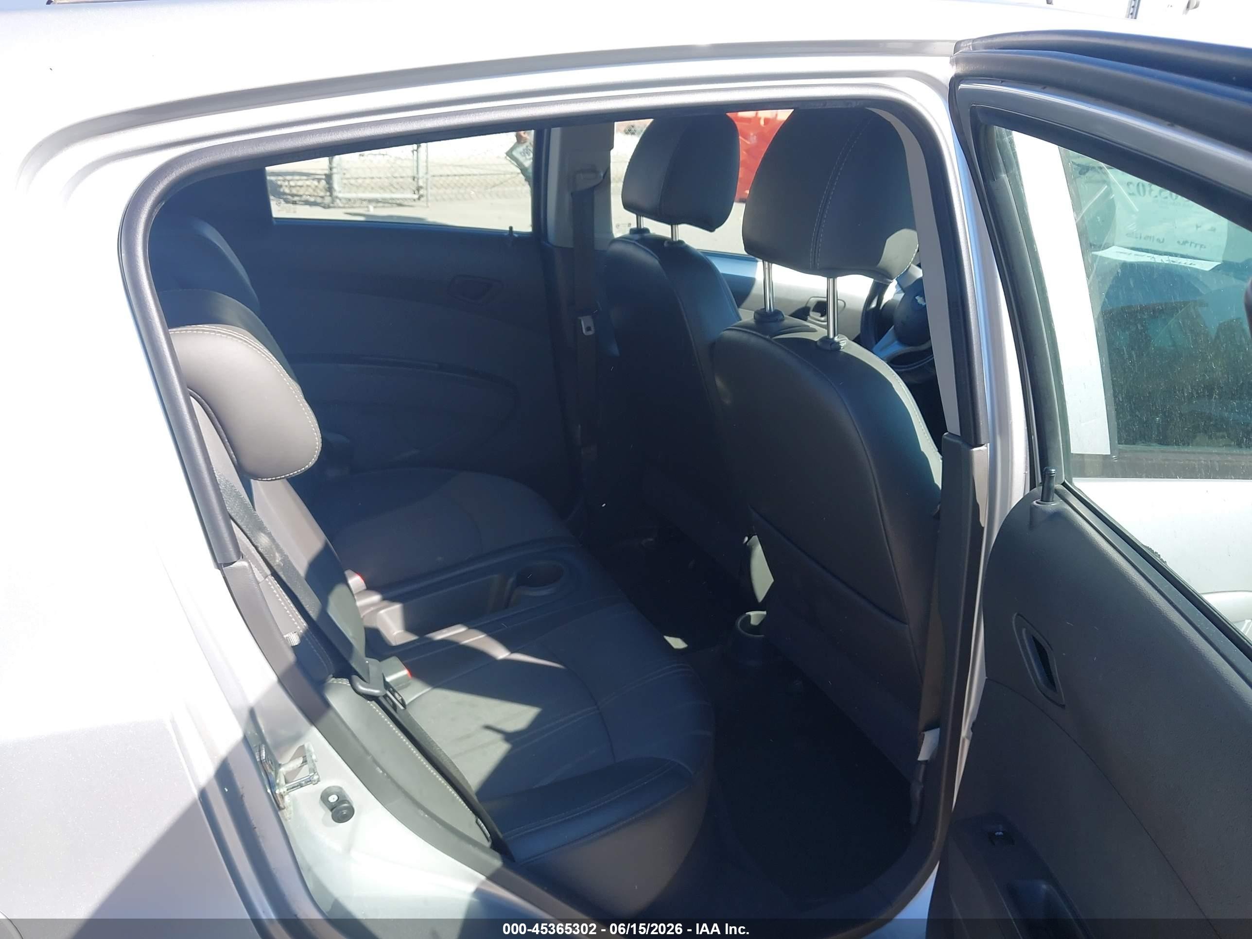 2014 Chevrolet Spark Ls Auto Silver vin: KL8CB6S90EC586056