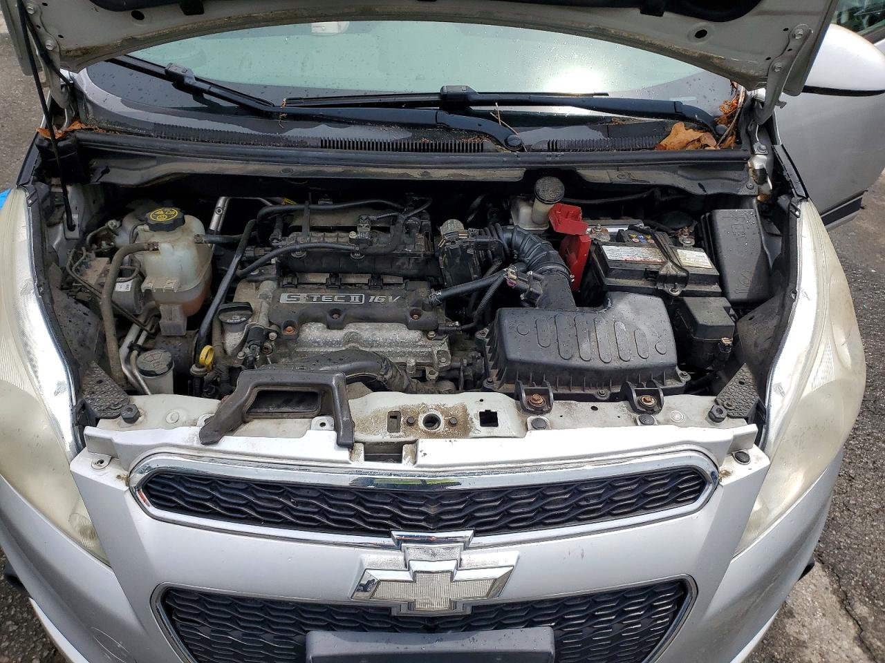 2014 Chev Spark Silver vin: KL8CB6S90EC590463