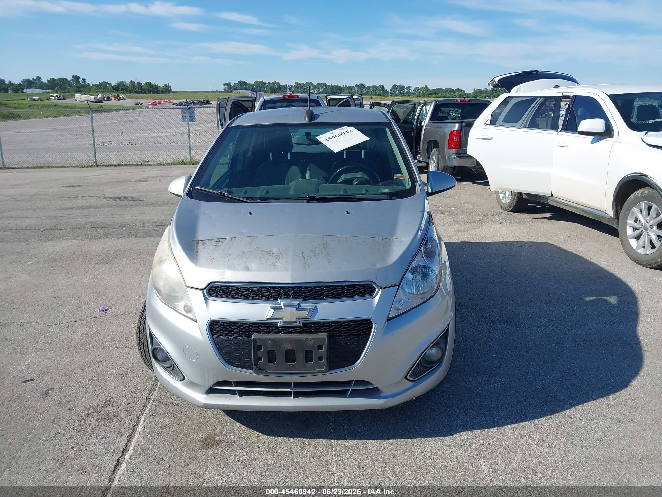 2015 Chevrolet Spark Ls Cvt Silver vin: KL8CB6S90FC797906