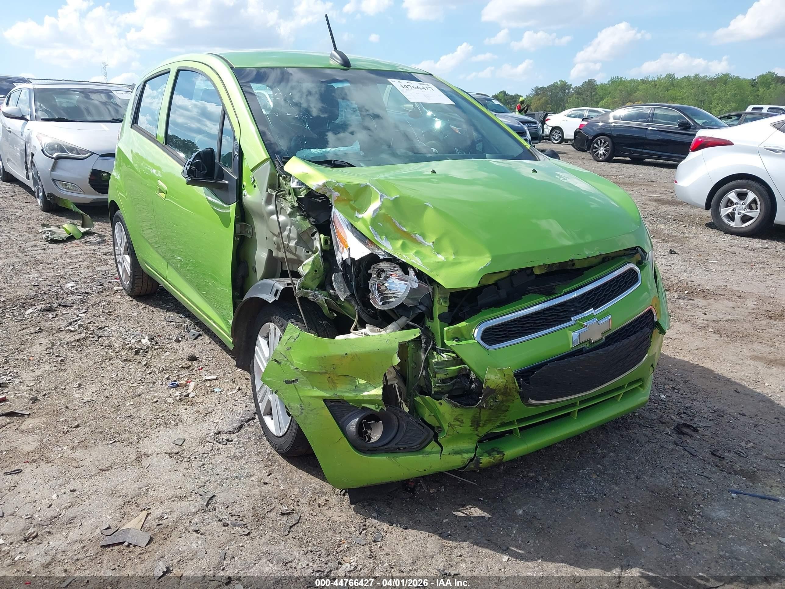 2015 Chevrolet Spark Ls Cvt Green vin: KL8CB6S90FC808886