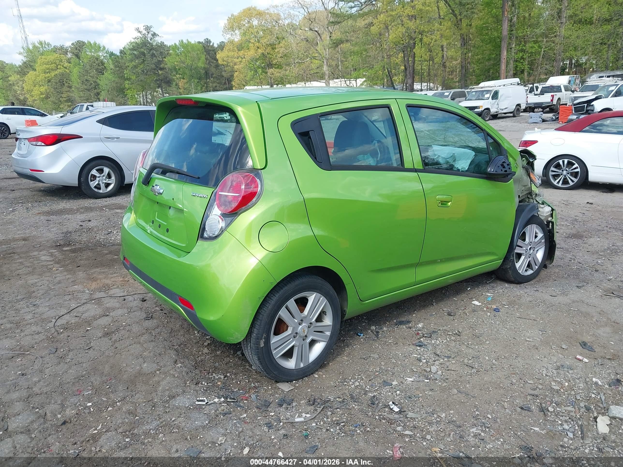 2015 Chevrolet Spark Ls Cvt Green vin: KL8CB6S90FC808886