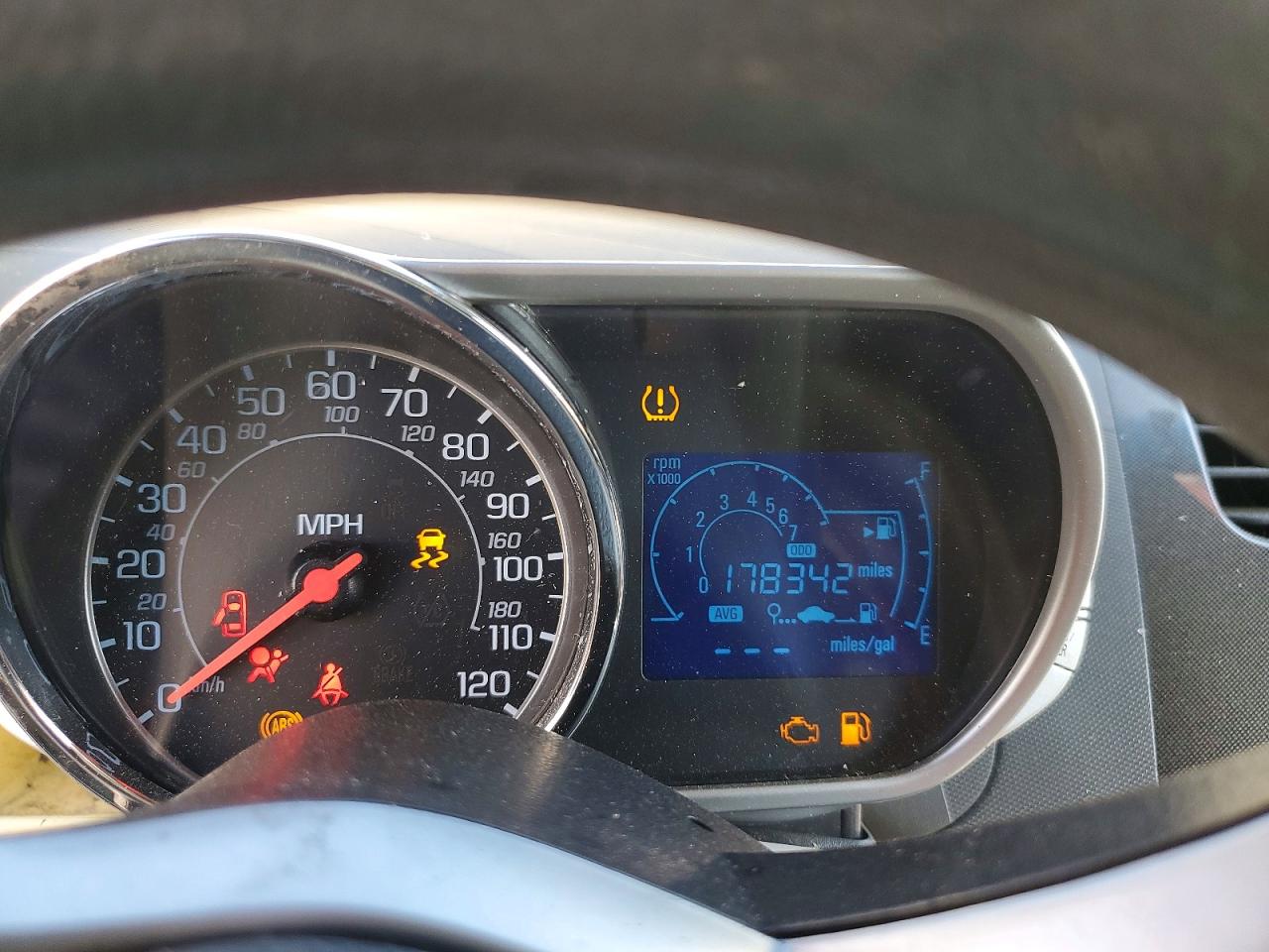 2013 Chevrolet Spark Ls Yellow vin: KL8CB6S92DC554143