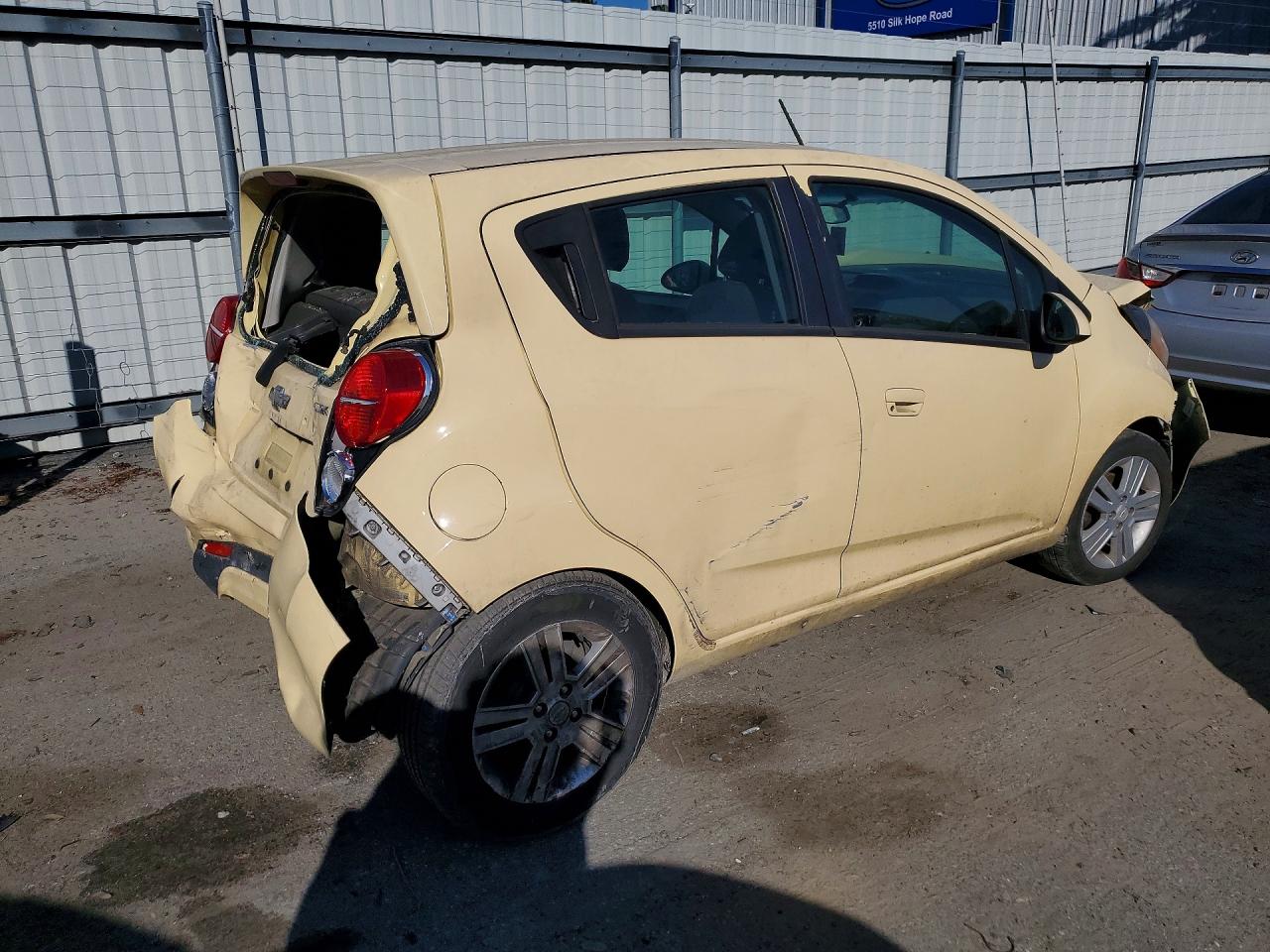 2013 Chevrolet Spark Ls Yellow vin: KL8CB6S92DC554143