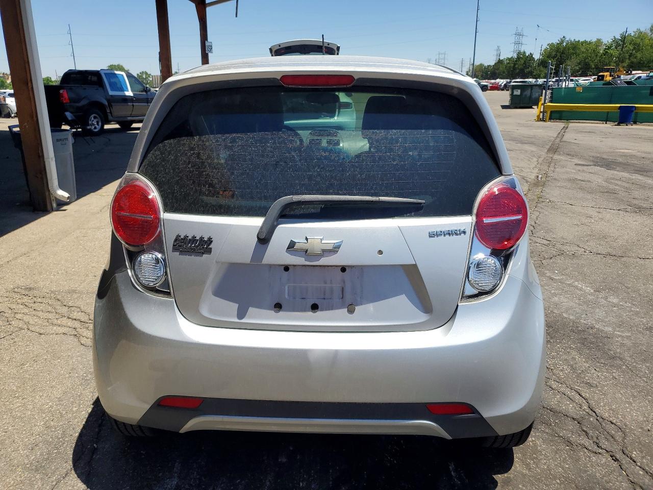 2014 Chevrolet Spark Ls Silver vin: KL8CB6S92EC459826