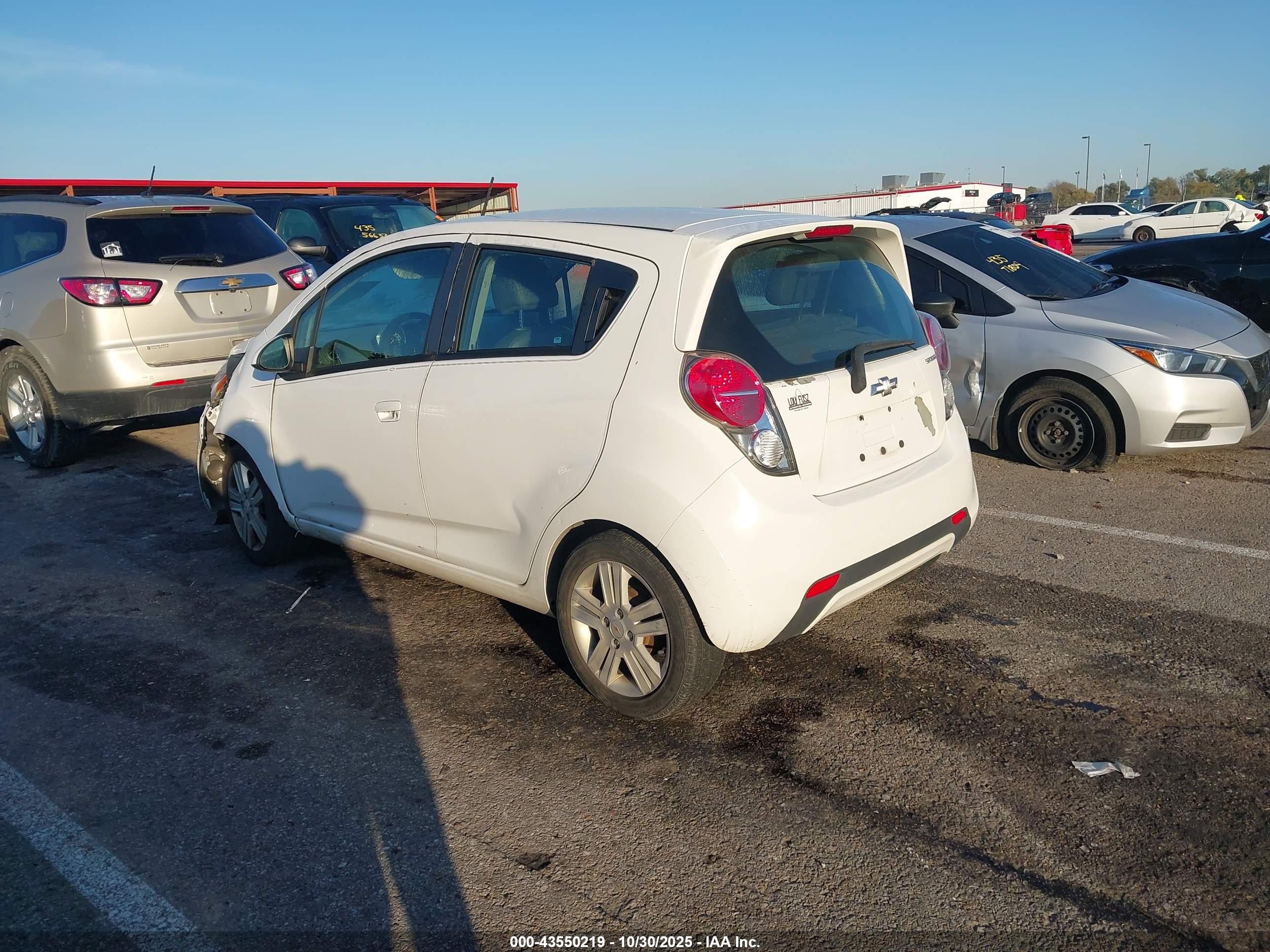 2015 Chevrolet Spark Ls Cvt White vin: KL8CB6S92FC737965