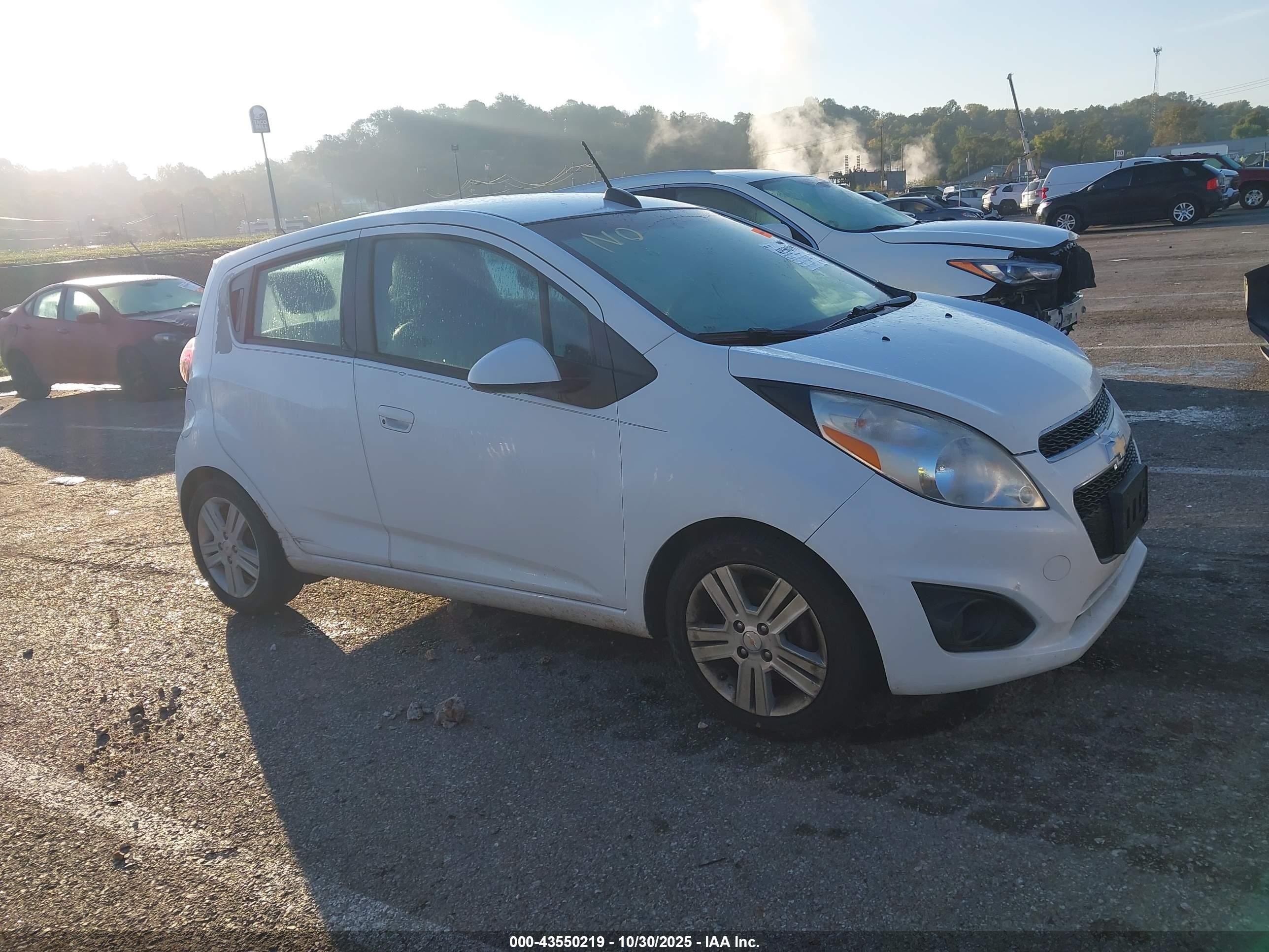 2015 Chevrolet Spark Ls Cvt White vin: KL8CB6S92FC737965