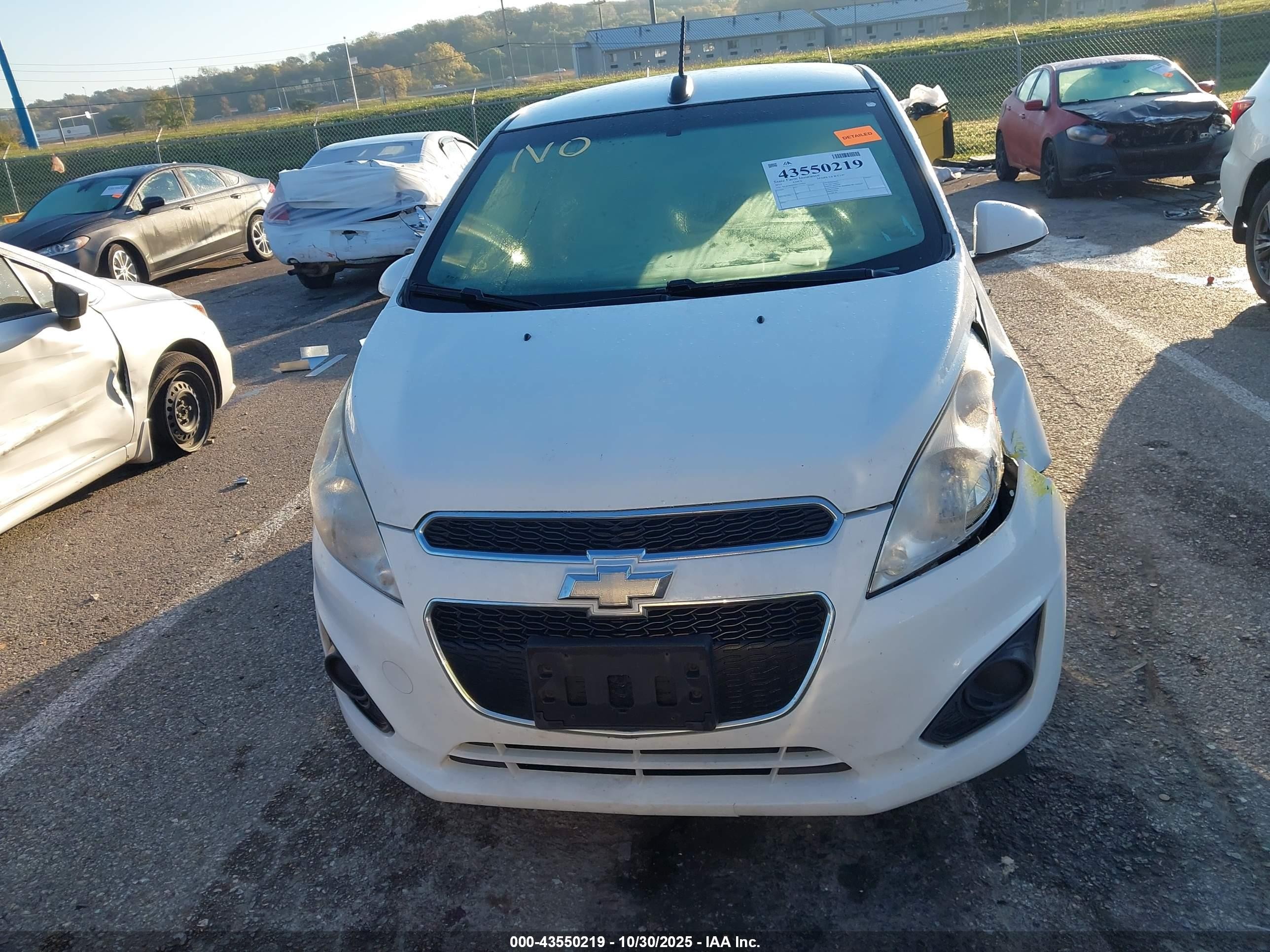 2015 Chevrolet Spark Ls Cvt White vin: KL8CB6S92FC737965