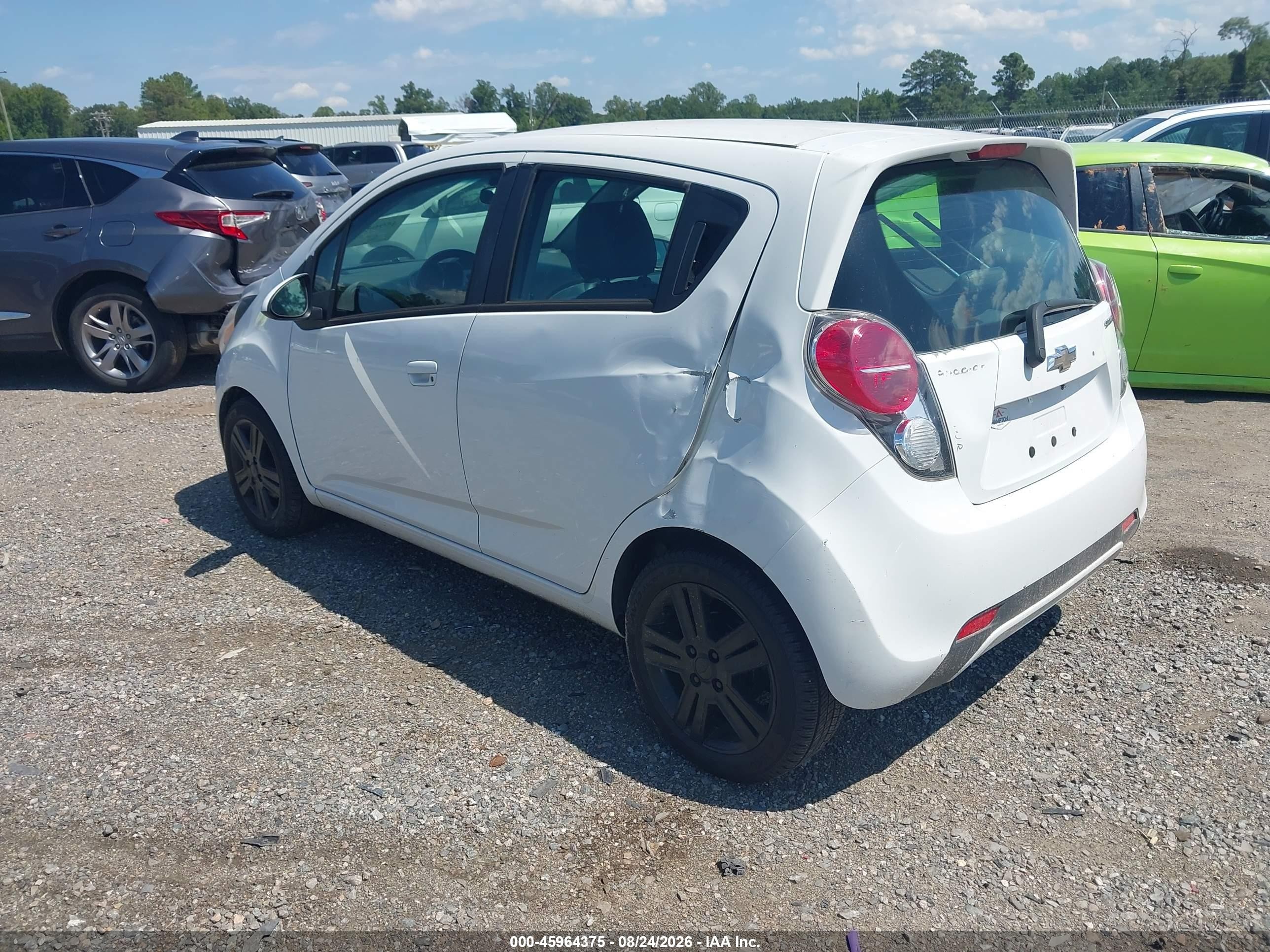 2015 Chevrolet Spark Ls Cvt White vin: KL8CB6S92FC801292