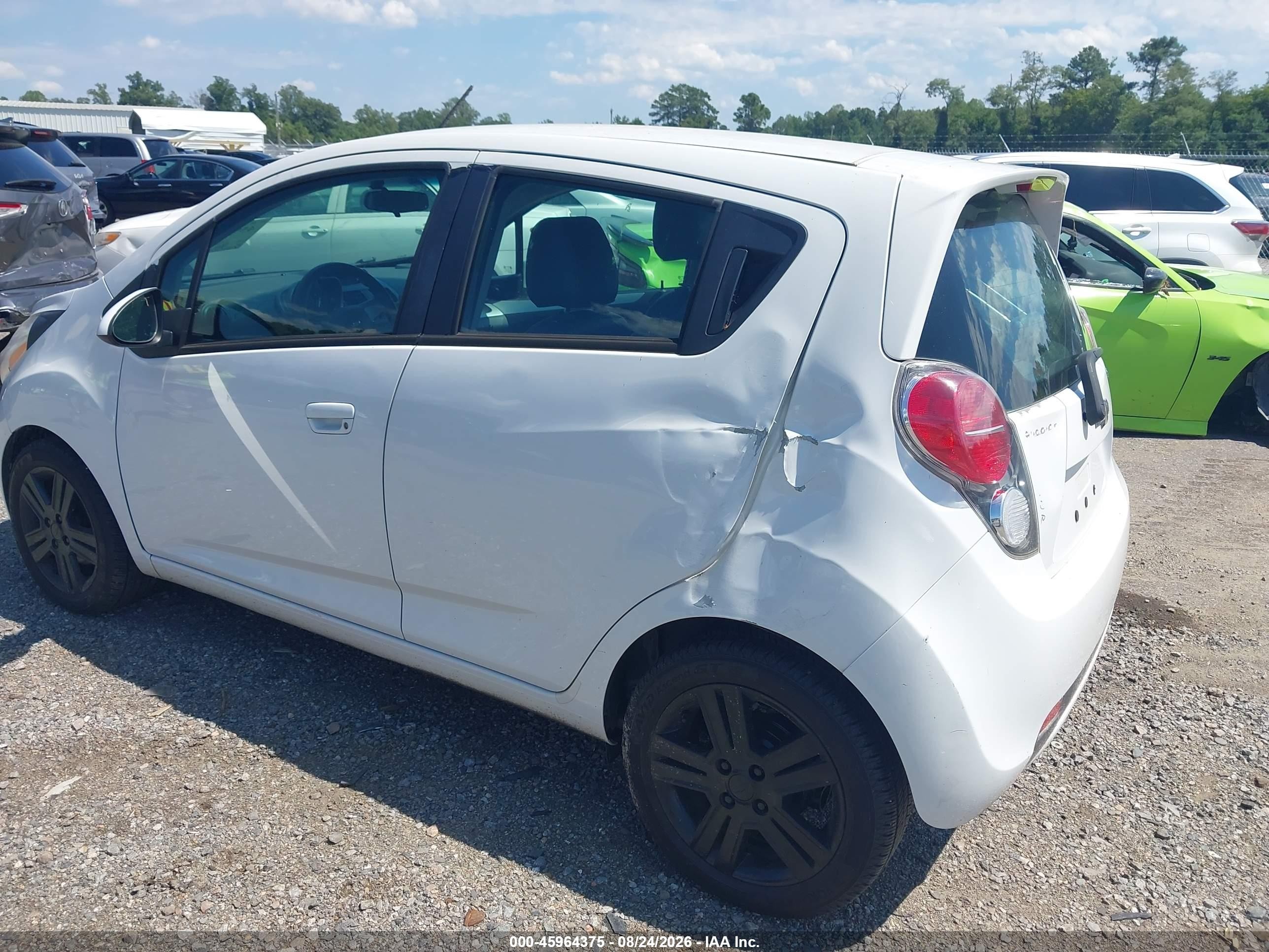 2015 Chevrolet Spark Ls Cvt White vin: KL8CB6S92FC801292