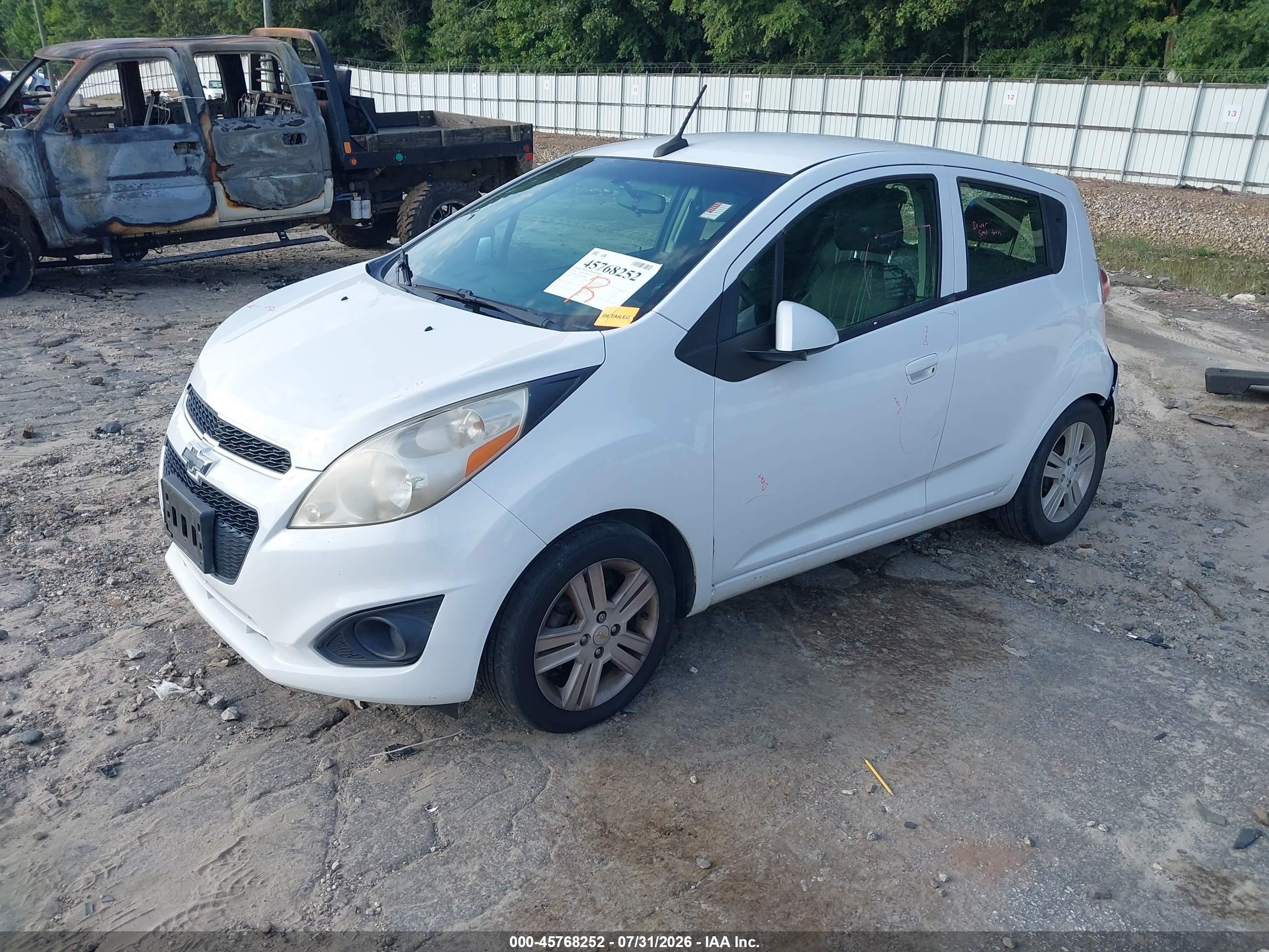 2014 Chevrolet Spark Ls Auto Белый vin: KL8CB6S93EC584060