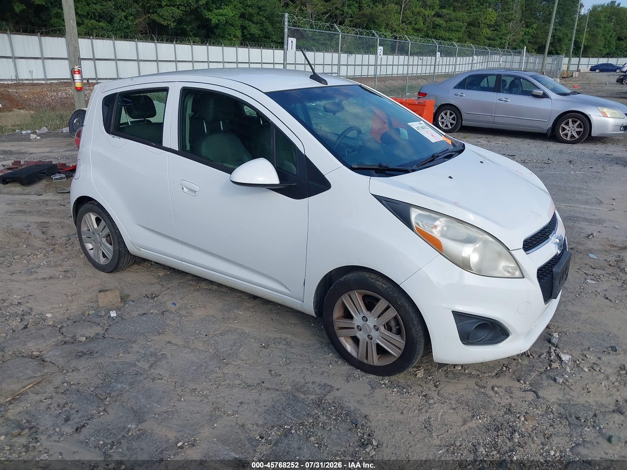 2014 Chevrolet Spark Ls Auto White vin: KL8CB6S93EC584060