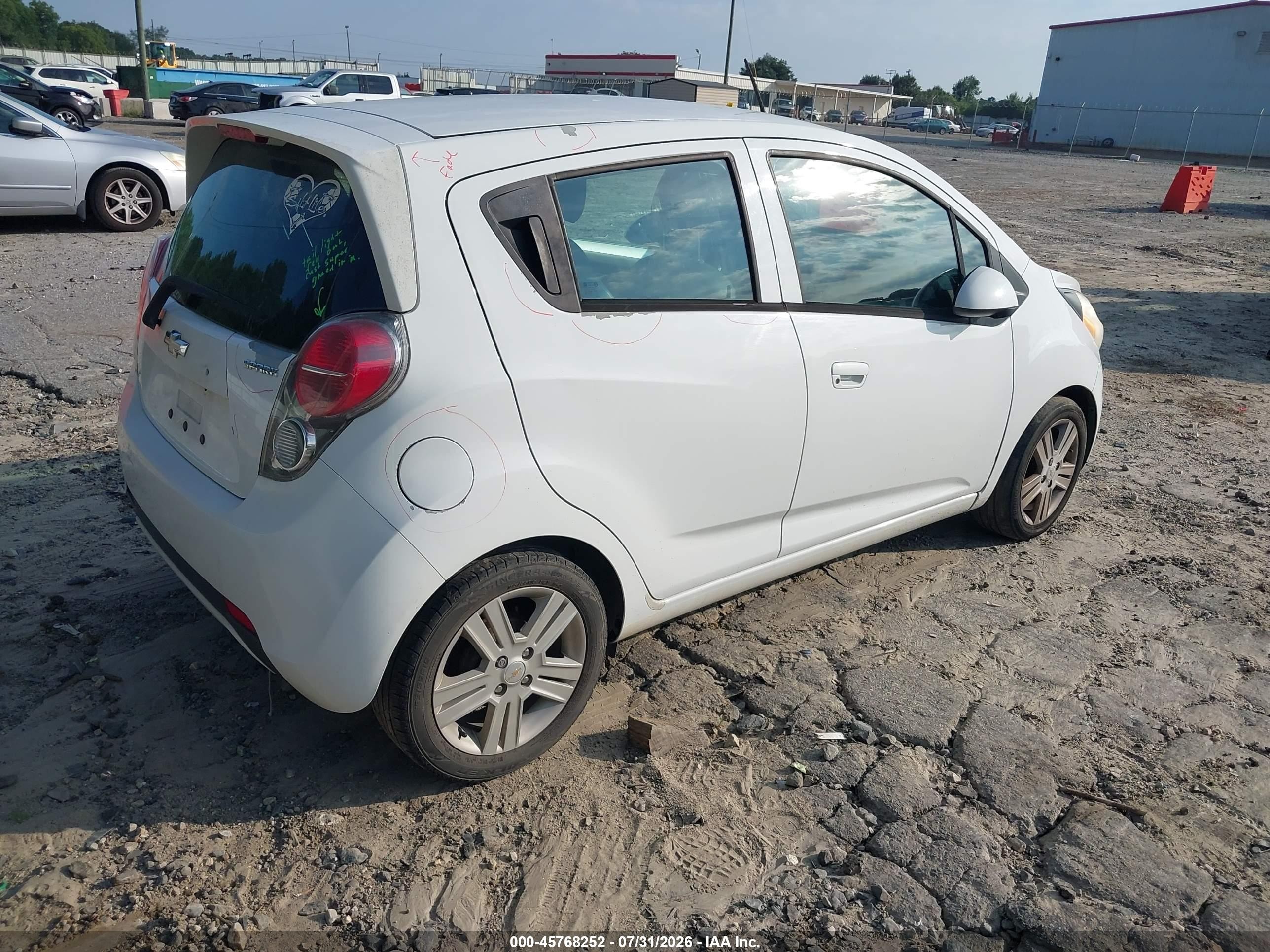 2014 Chevrolet Spark Ls Auto Белый vin: KL8CB6S93EC584060
