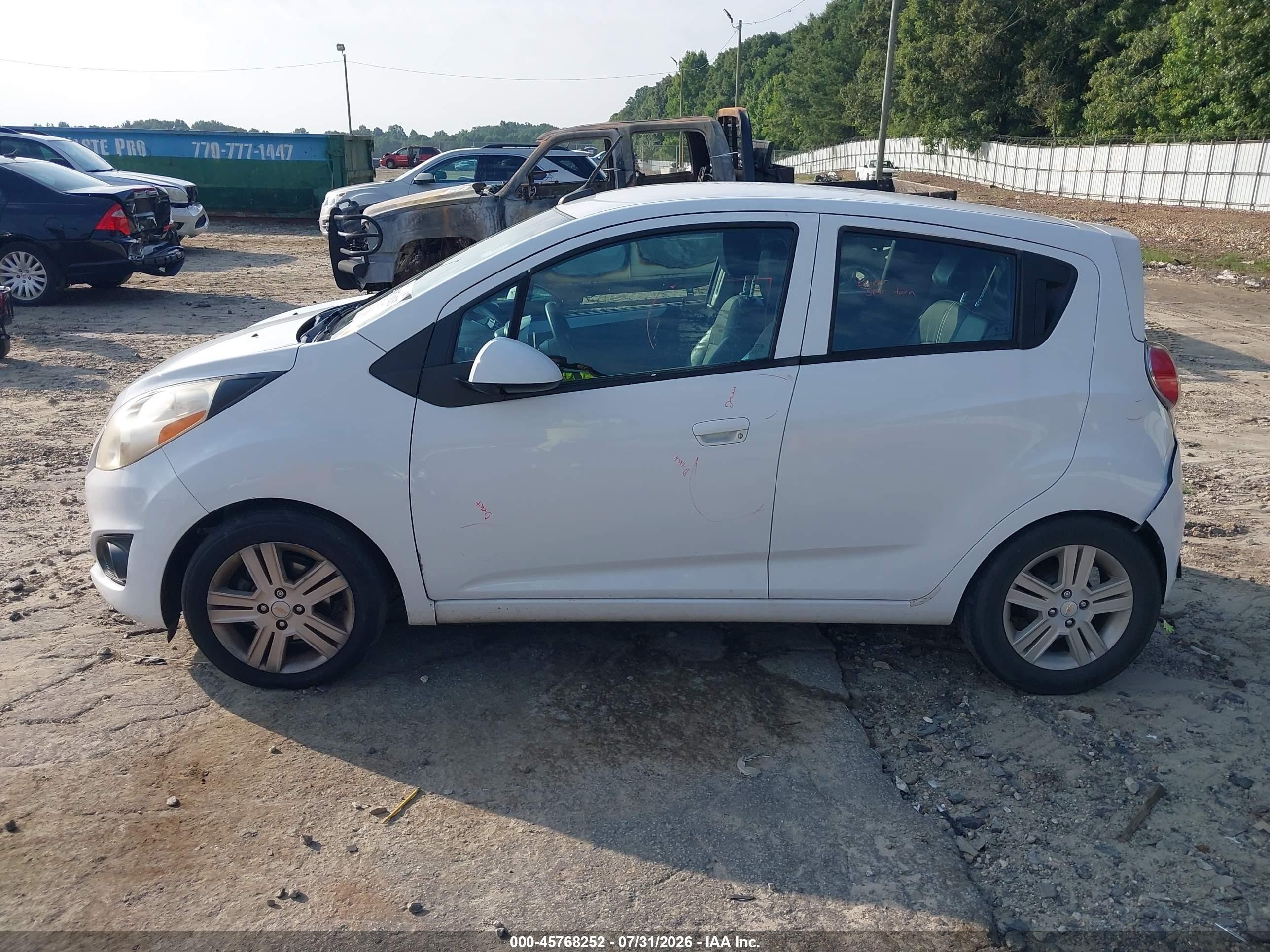 2014 Chevrolet Spark Ls Auto Белый vin: KL8CB6S93EC584060