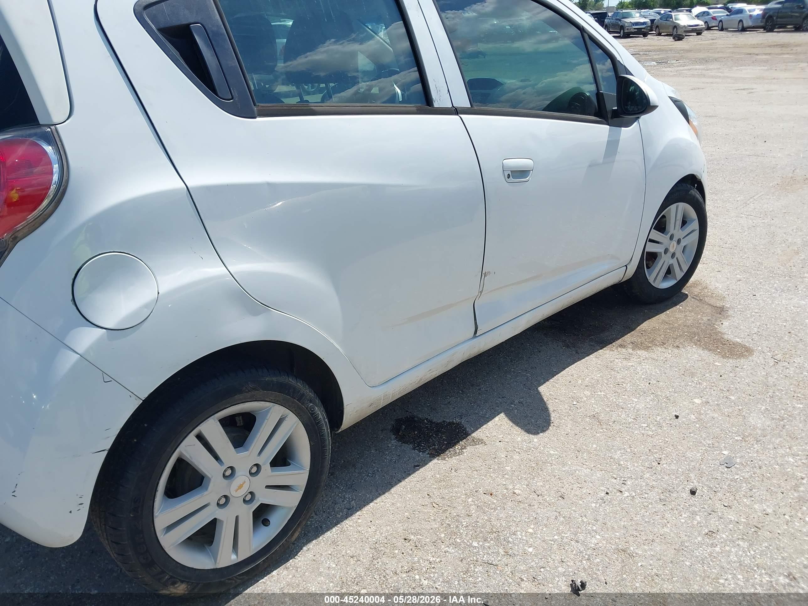 2014 Chevrolet Spark Ls Auto White vin: KL8CB6S94EC488258