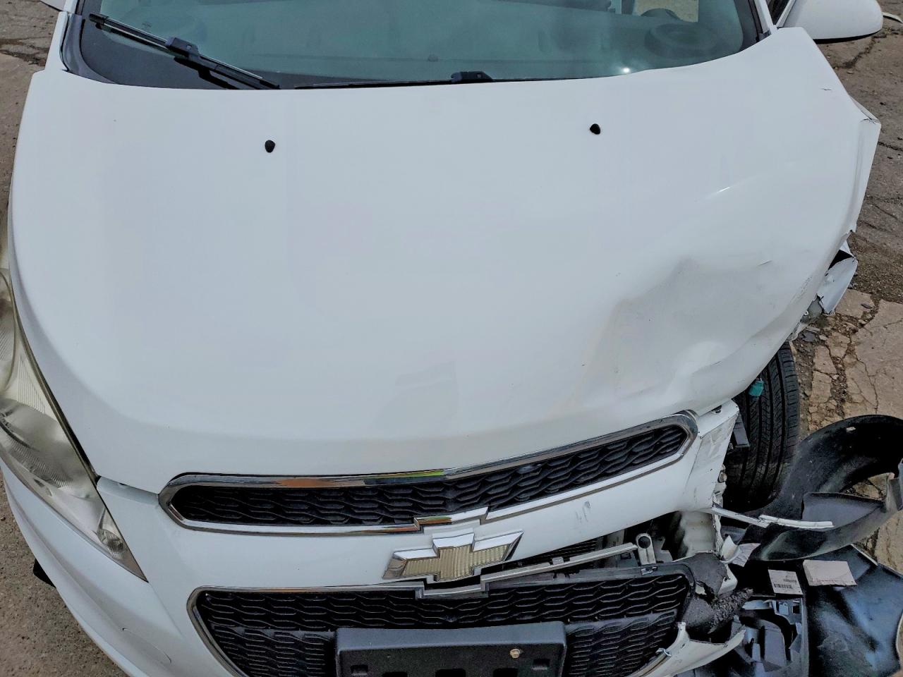 2015 Chevrolet Spark Ls White vin: KL8CB6S94FC793941