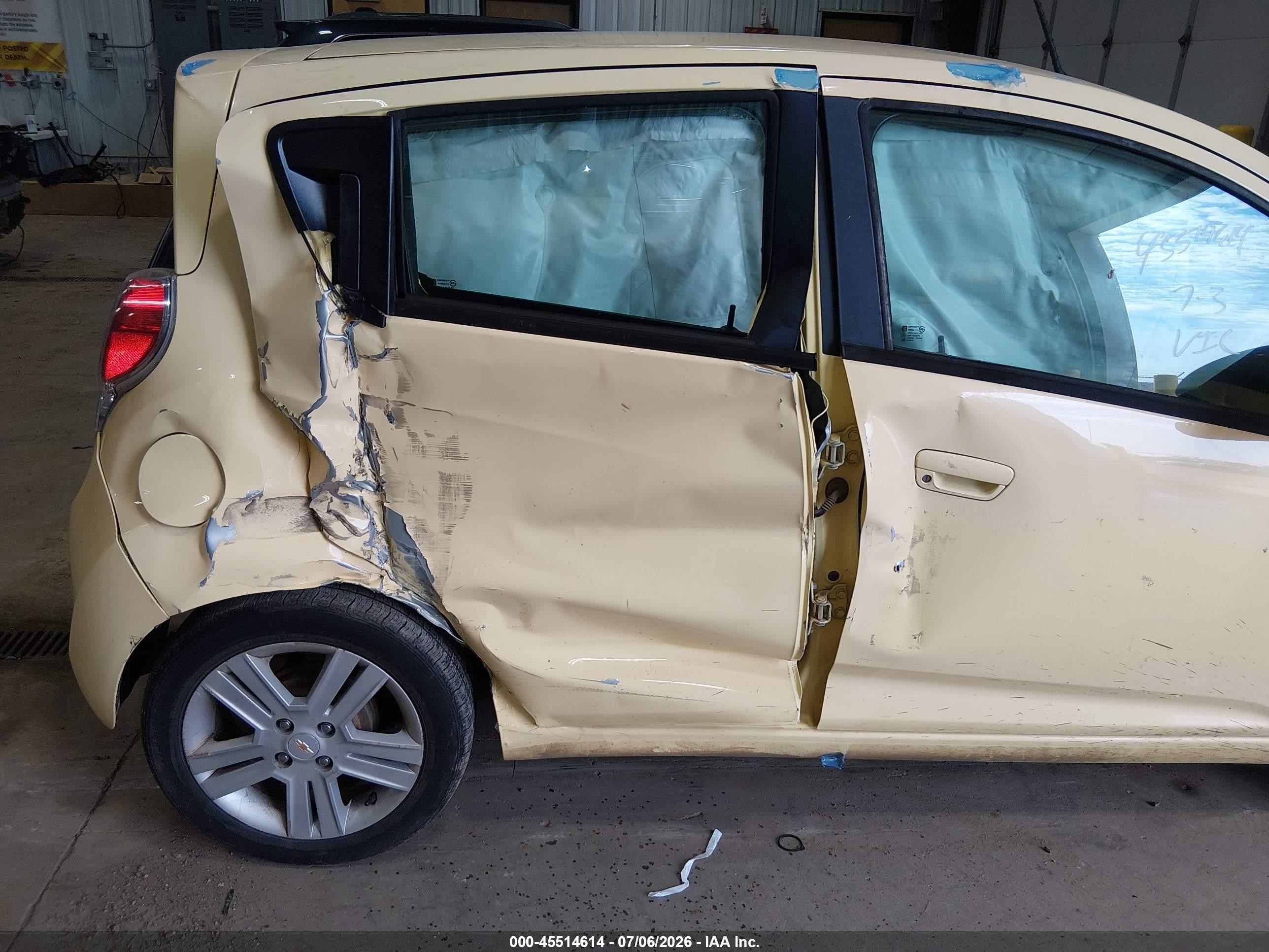 2014 Chevrolet Spark Ls Auto Yellow vin: KL8CB6S95EC574727
