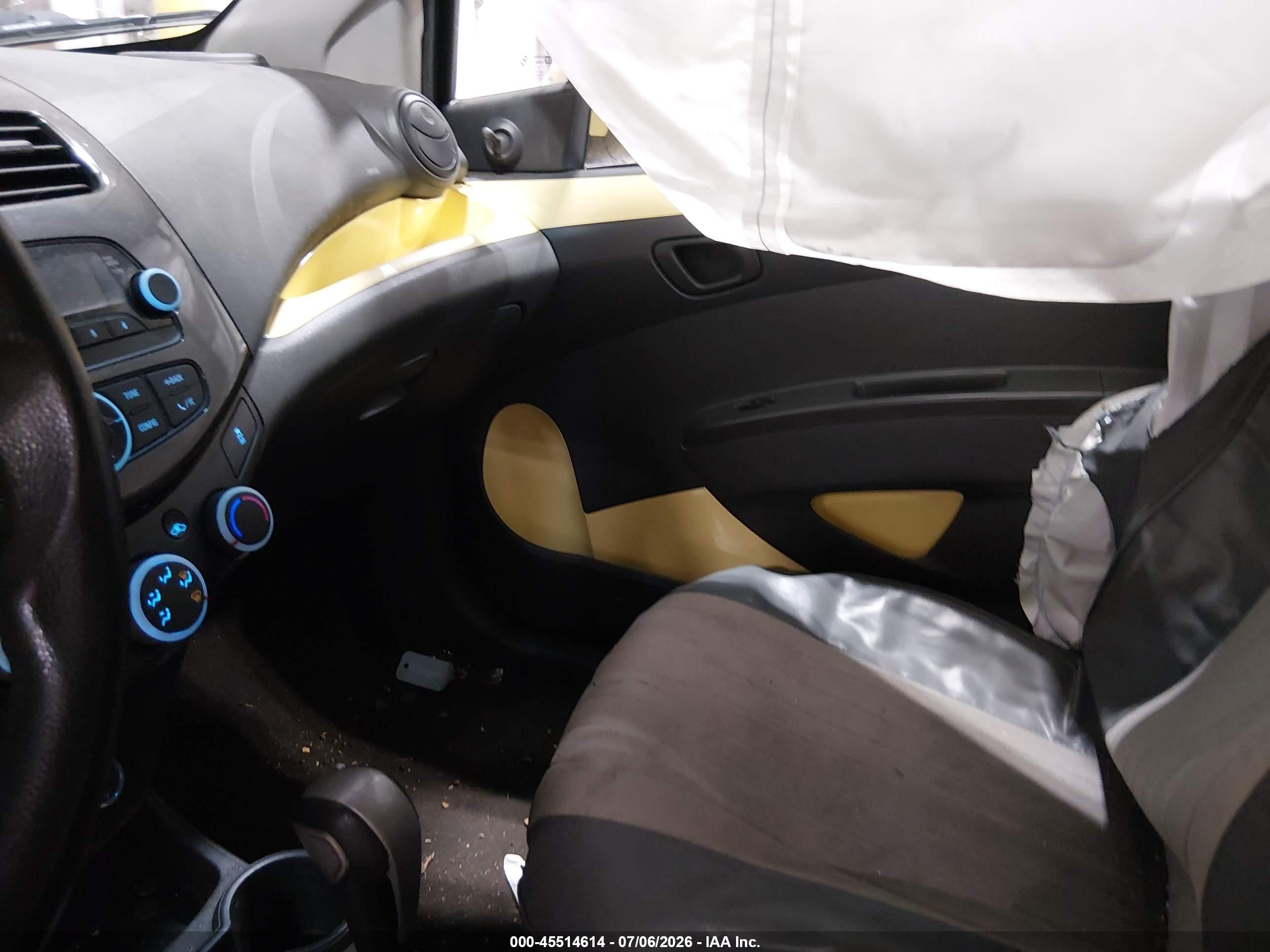 2014 Chevrolet Spark Ls Auto Yellow vin: KL8CB6S95EC574727