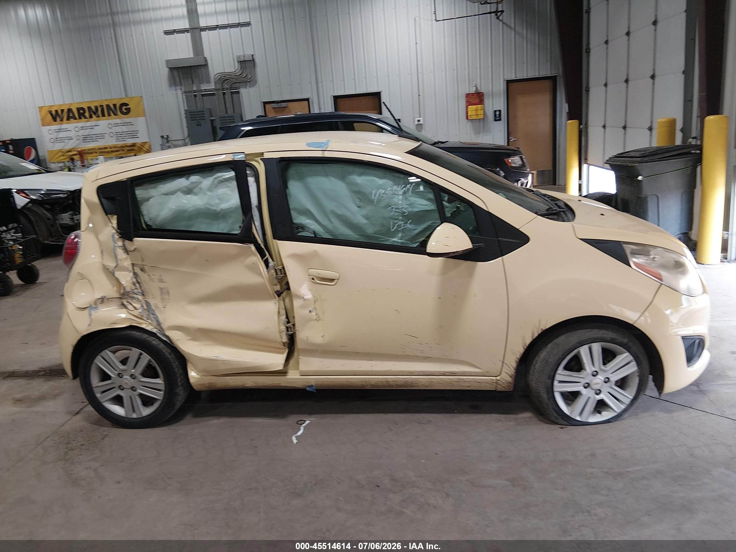 2014 Chevrolet Spark Ls Auto Yellow vin: KL8CB6S95EC574727