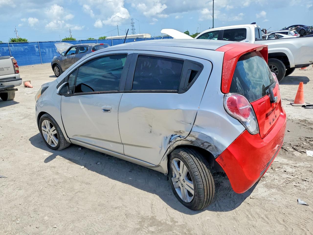 2015 Chevrolet Spark Ls Silver vin: KL8CB6S95FC714566