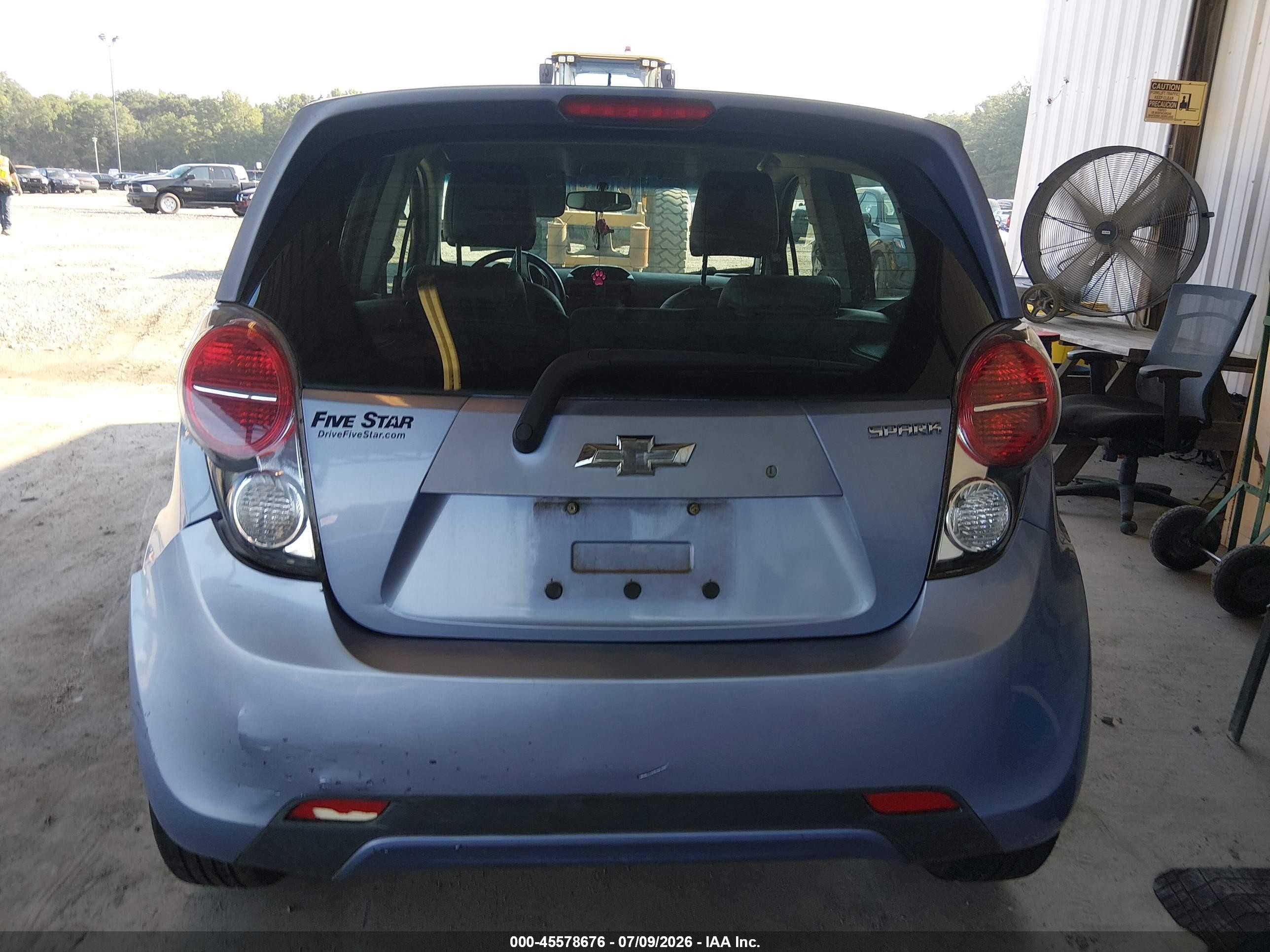 2015 Chevrolet Spark Ls Cvt Blue vin: KL8CB6S96FC712728
