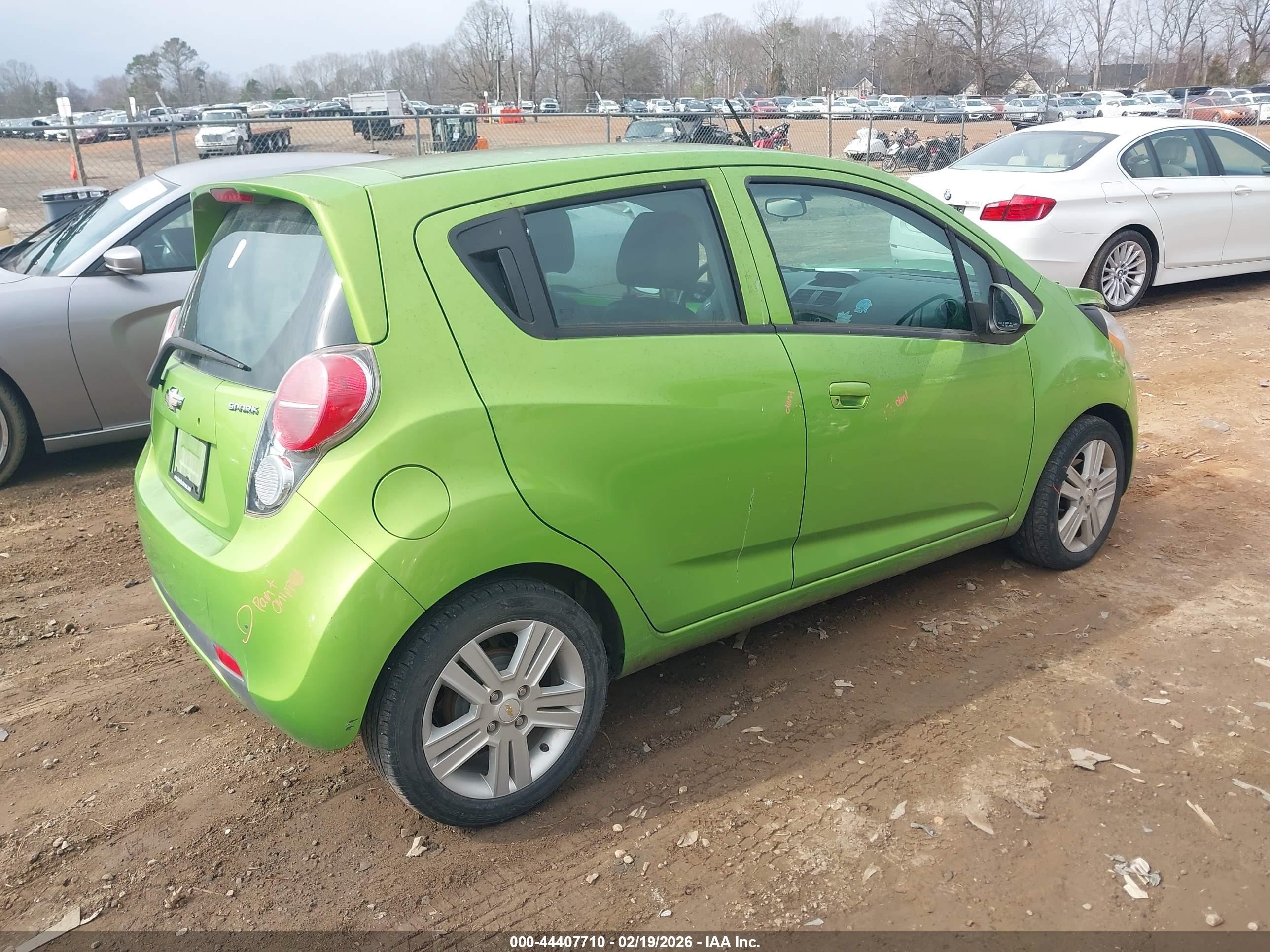 2015 Chevrolet Spark Ls Cvt Green vin: KL8CB6S97FC811008