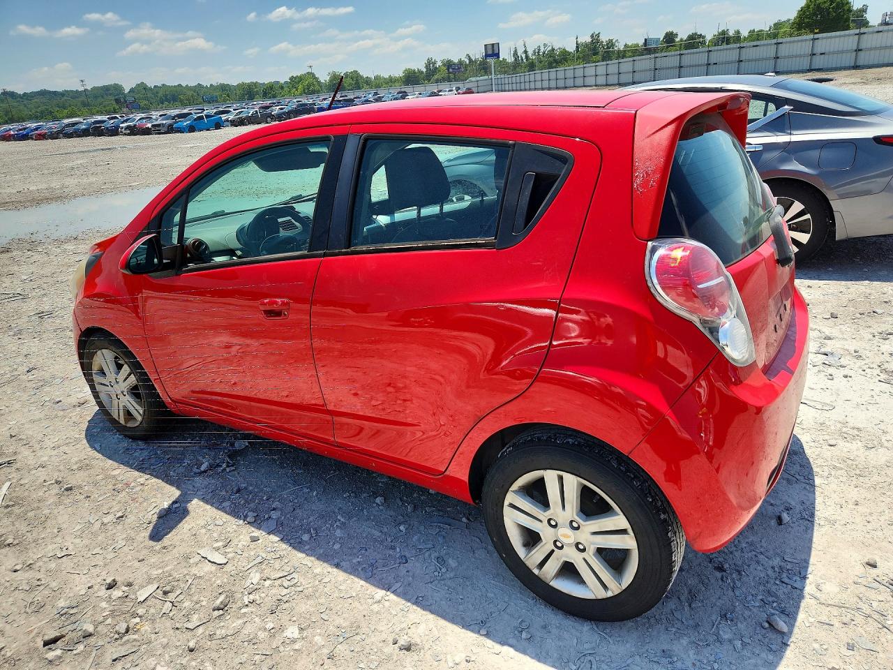 2015 Chevrolet Spark Ls Красный vin: KL8CB6S98FC730695
