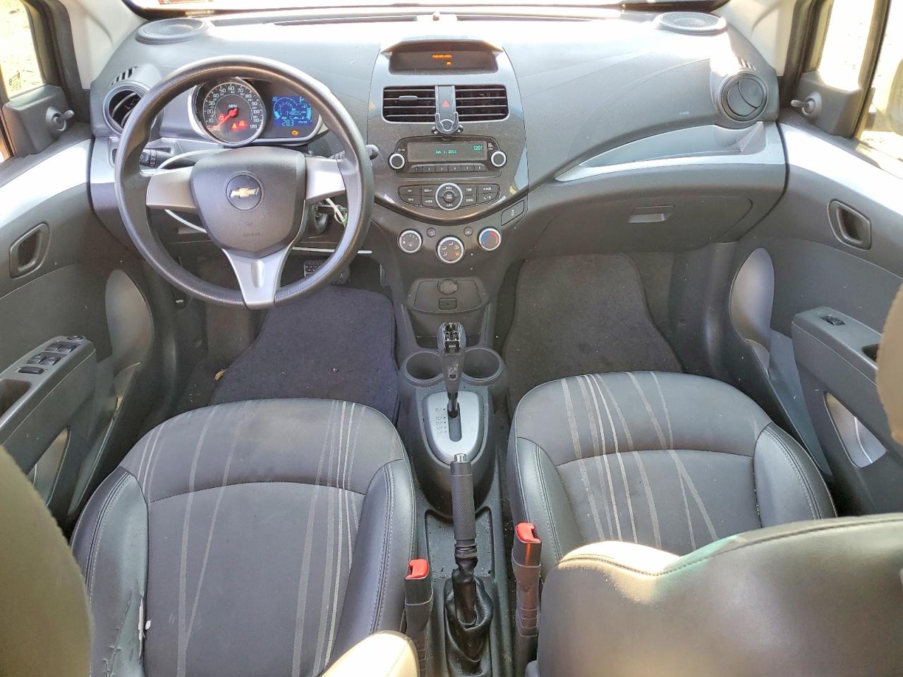 2014 Chev Spark Silver vin: KL8CB6S99EC439766