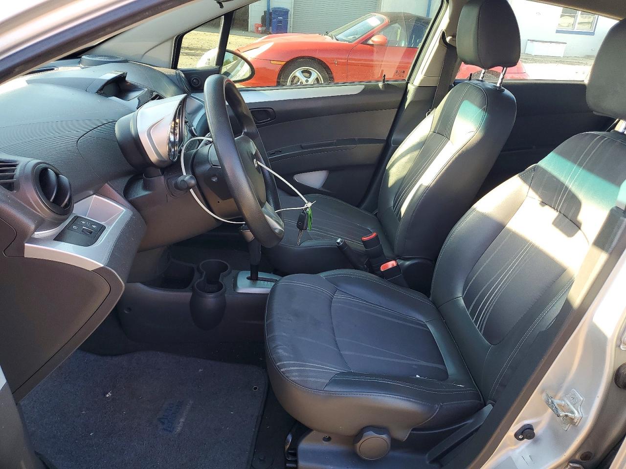 2014 Chev Spark Silver vin: KL8CB6S99EC439766